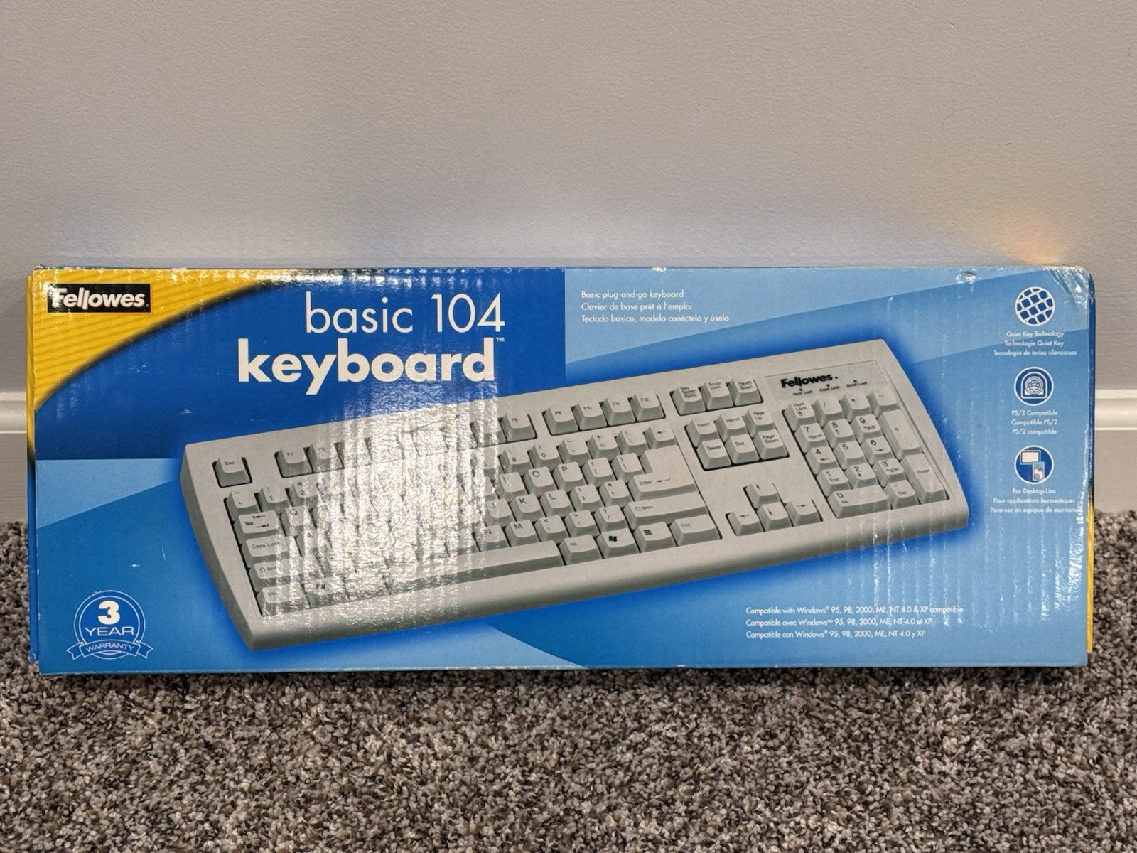 Fellowes 104 Keyboard 99148 in original packaging BRAND NEW - White