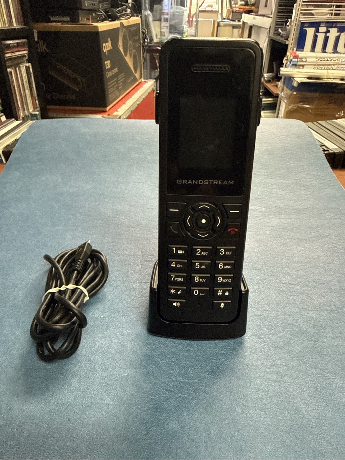 Grandstream DP720 10 SIP Accounts Full HD Audio Dect  VoIP Telephone UNTESTED