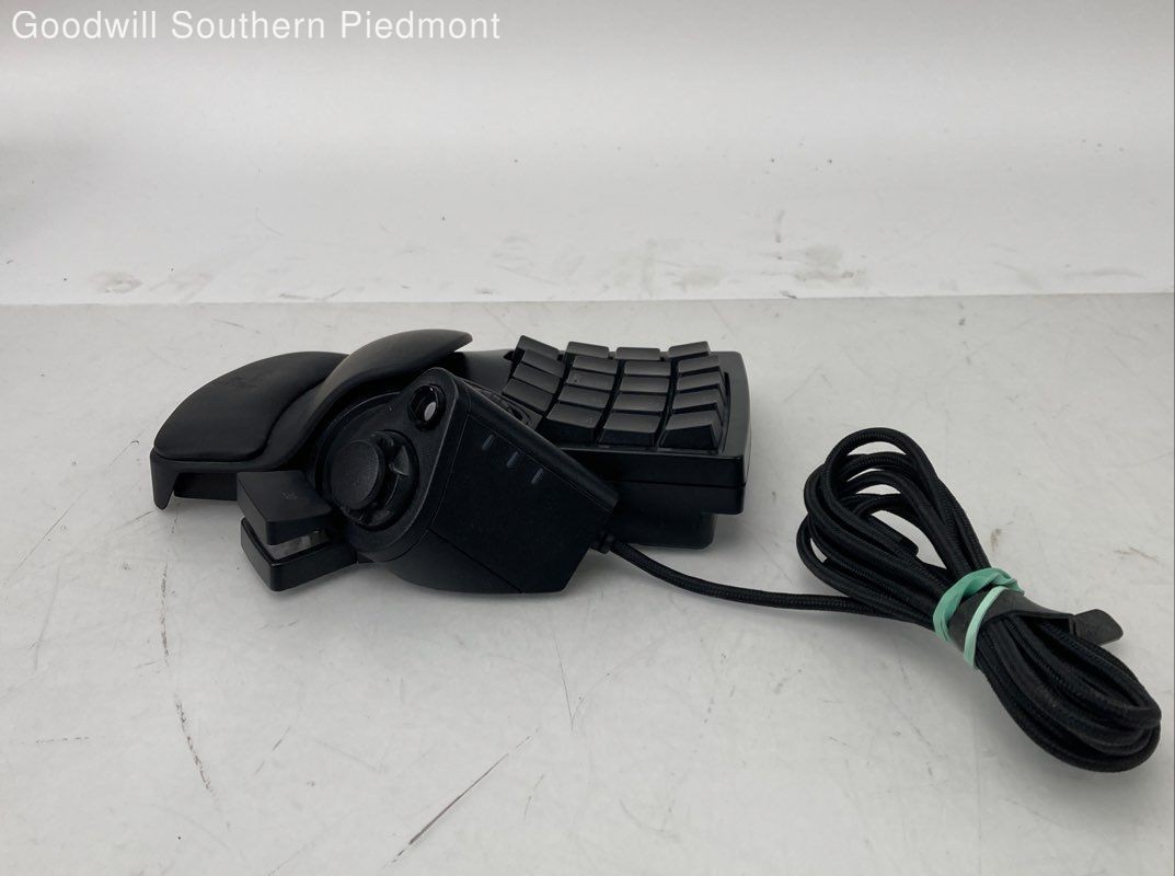 Razer Tartarus V2-RZ07-0227 Gaming Keypad - Tested