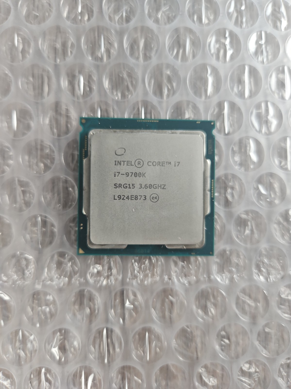 Intel Core i7-9700K Octa-Core 3.6 GHz Desktop CPU SRG15 #2150