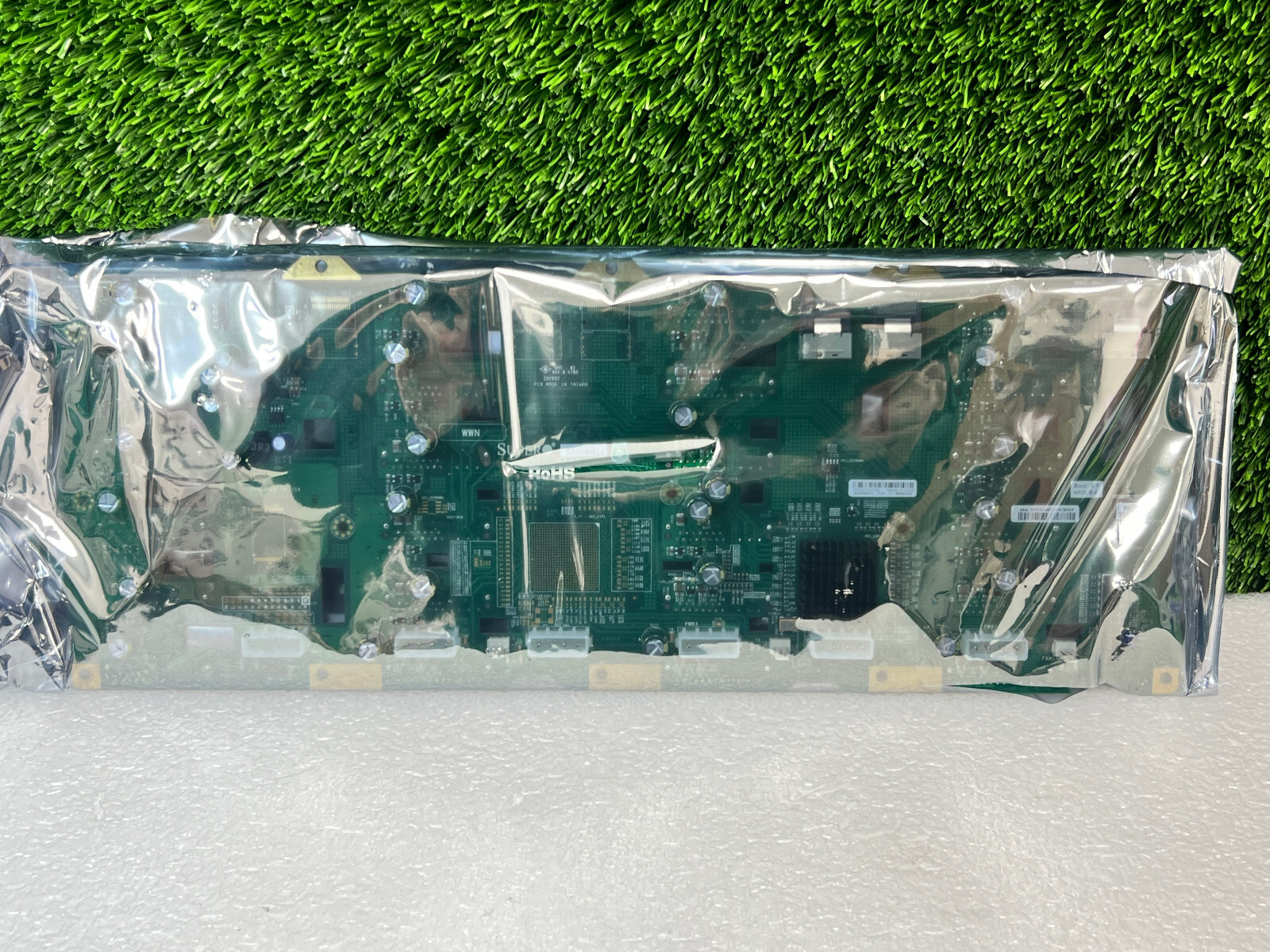 UNUSED (open box)Supermicro SAS846EL1 Server 4U 24 Bay SAS/SATA Backplane Board