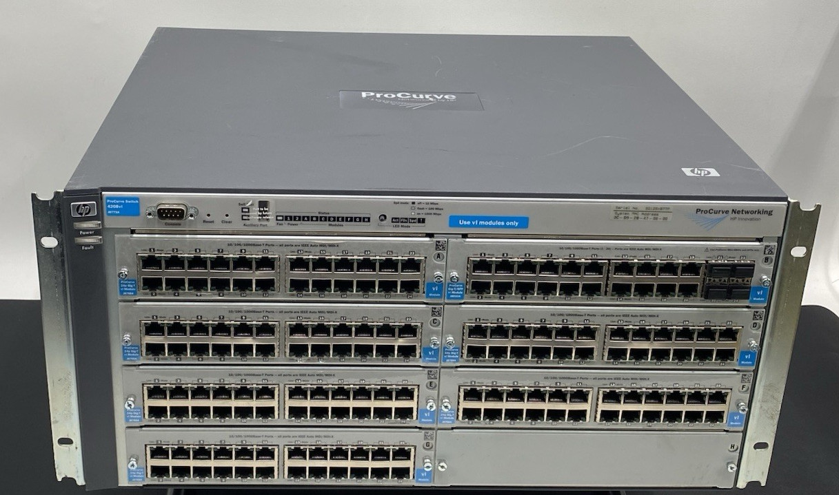 HP ProCurve 4208vl (J8770A) with 6x J8768A Cards and 1x J9033A Card