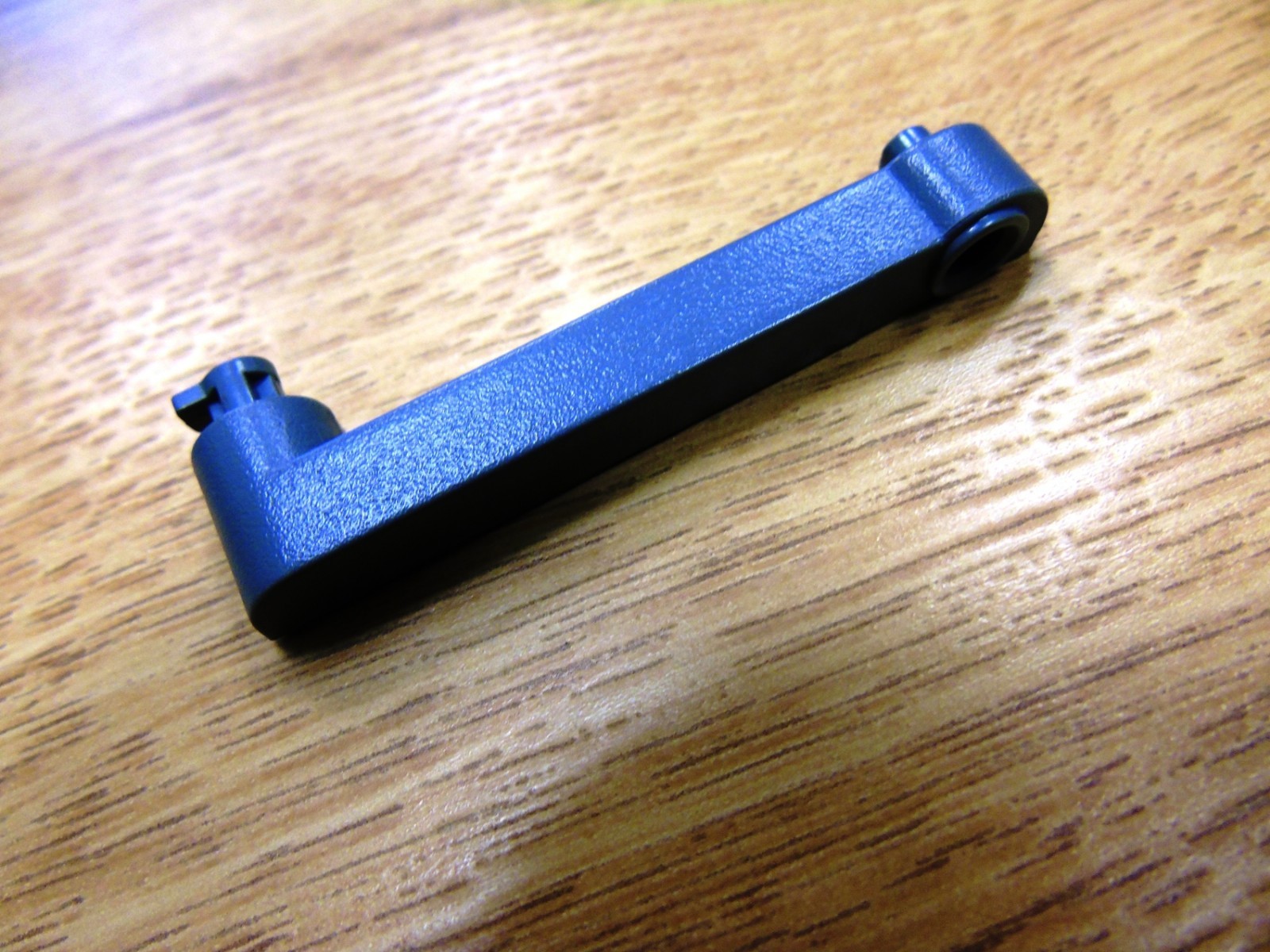 HP Laserjet P3005n Printer RC1-4058 Right Side Hinge for Drop Down Tray 1