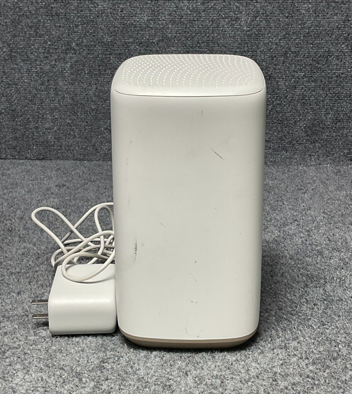 Xfinity XB8-T XFi Gateway Modem Wifi Router With Power Cord In White