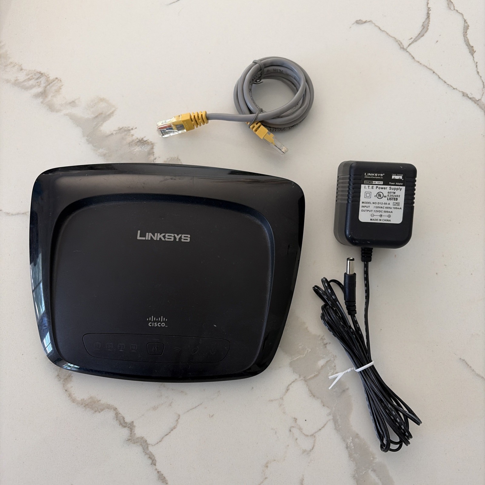 Cisco Linksys WRT54G2 V1 Wireless G Broadband Router TESTED & WORKING GREAT
