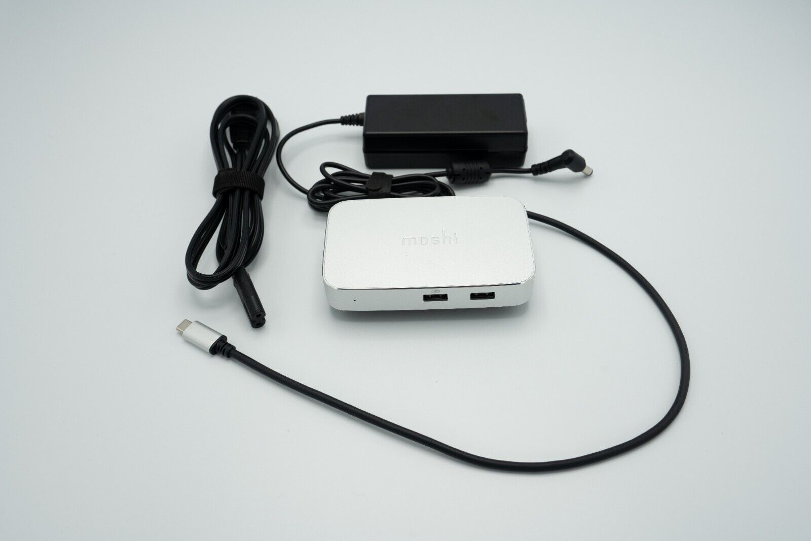 Moshi Symbus Compact Docking Station for USB-C/Thunderbolt 99MO084205 - Silver
