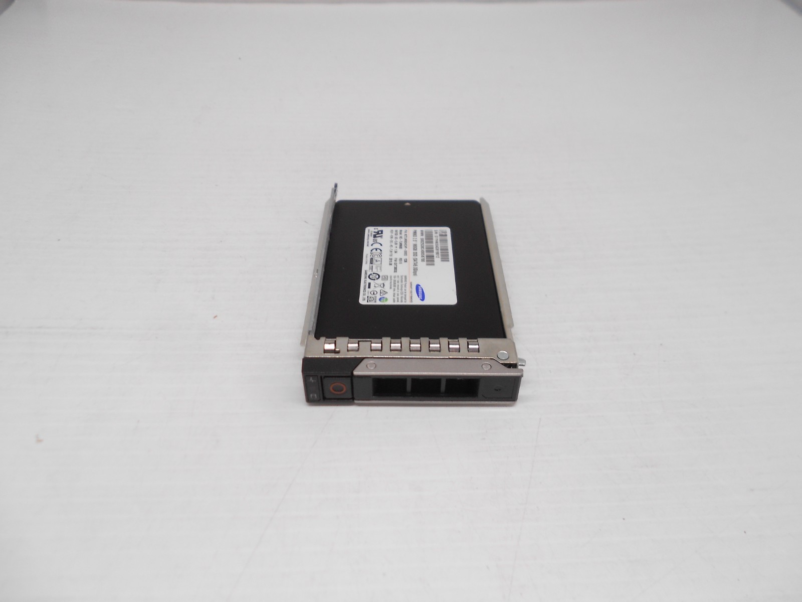 Samsung 960GB SSD SATA 2.5 6G Dell Server Hard Drive R440 R540 R640 R740 R740XD
