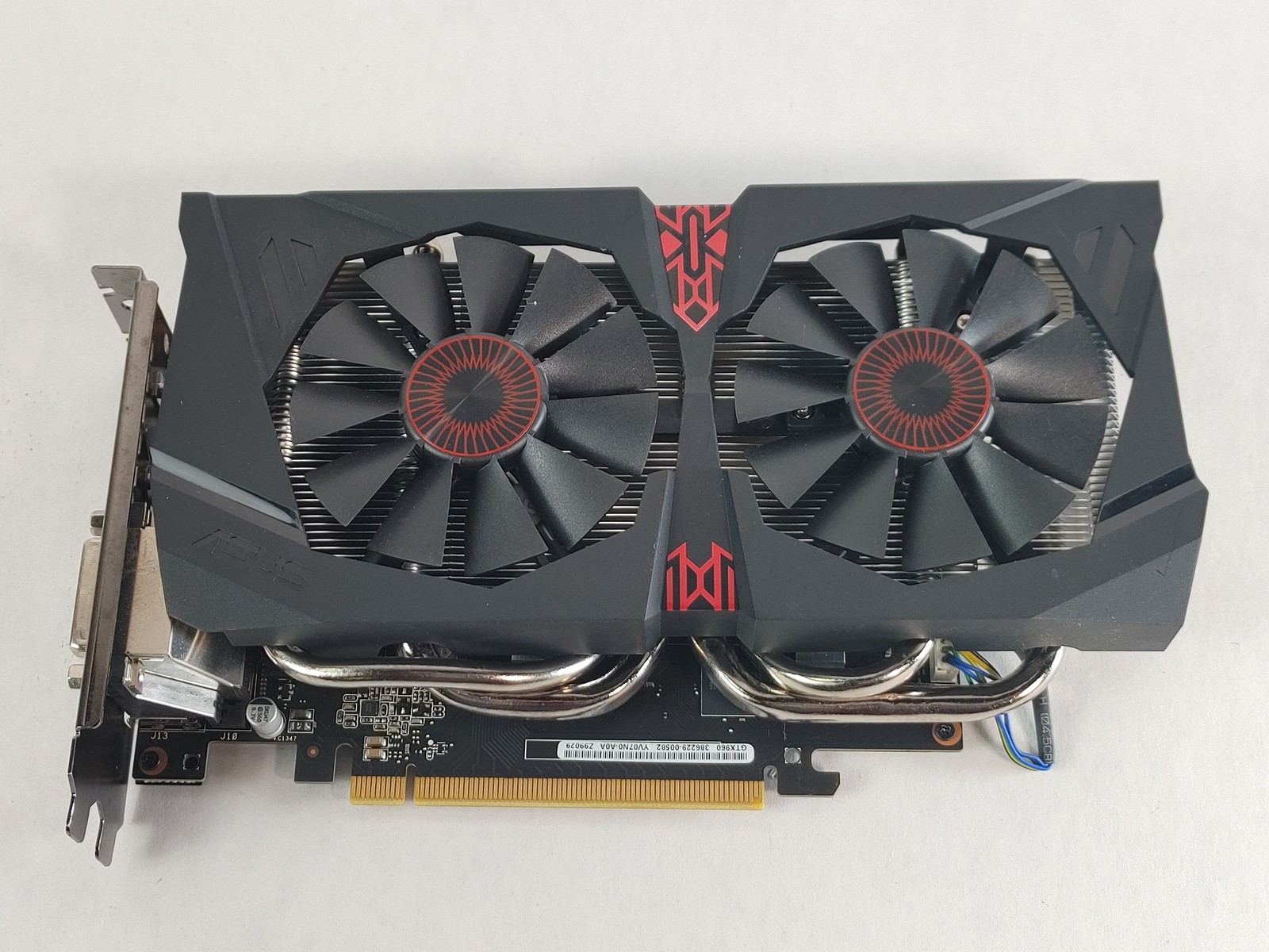 Asus NVIDIA GeForce GTX 960 OC 2 GB GDDR5 PCI Express 3.0 x16 Video Card
