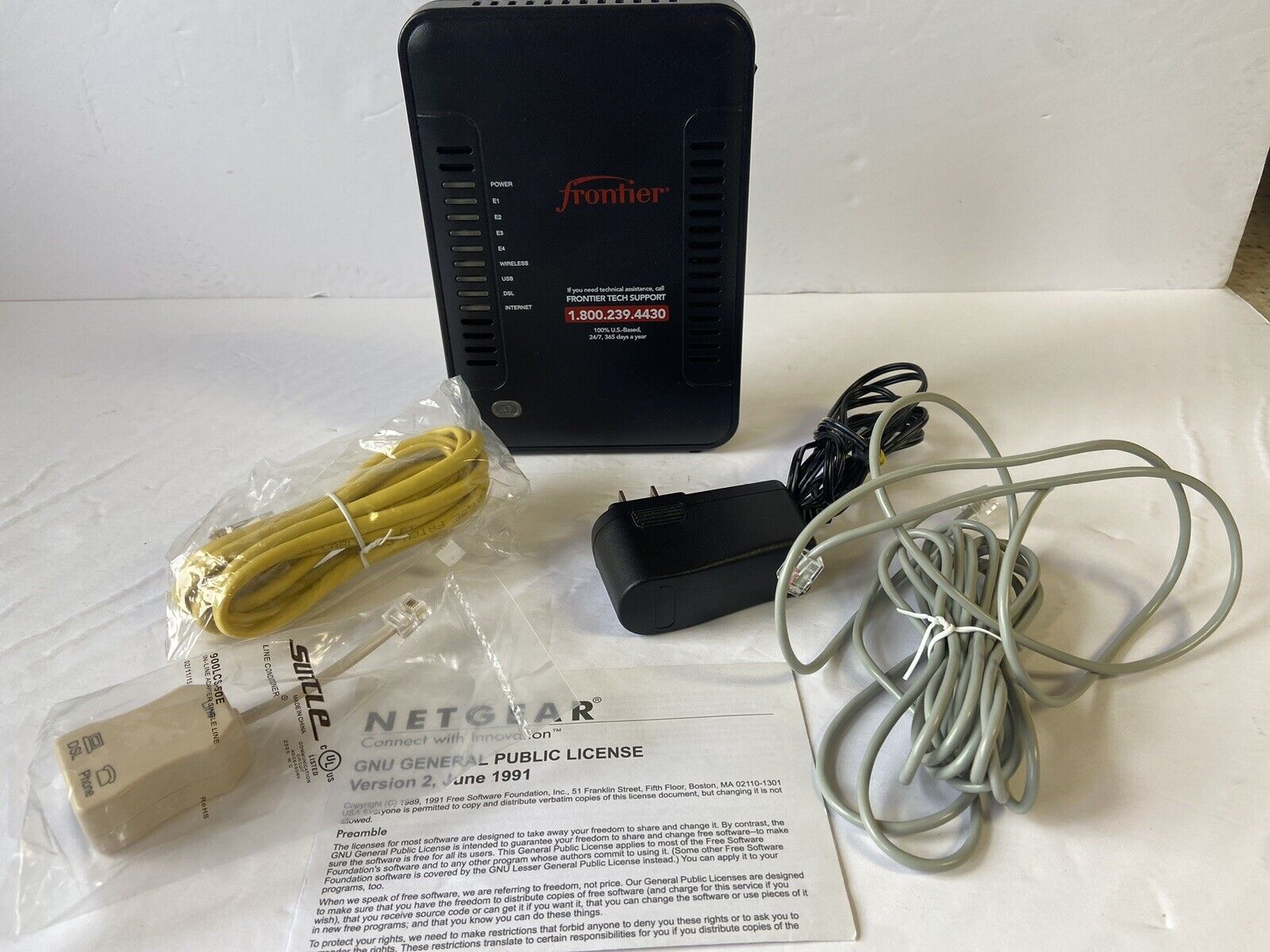 FRONTIER NETGEAR B90-755044-15 MODEL 7550 MODEM ROUTER WITH CORDS