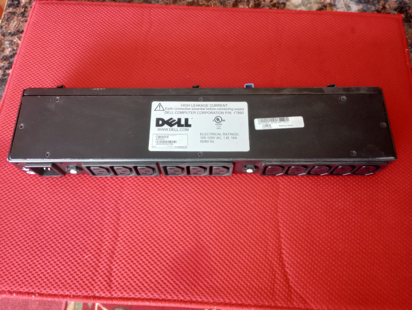 Dell Rack Power Distribution Box AP6020 13 Outlets 100-120V AC 16a 50/60 Hz