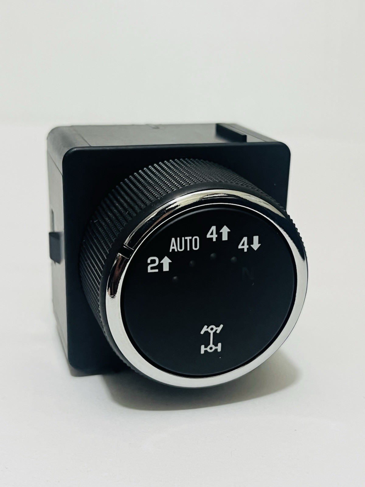 4WD Switch for 2008-2014 Chevy Silverado Suburban Tahoe Avalanche 1500 2500, ...