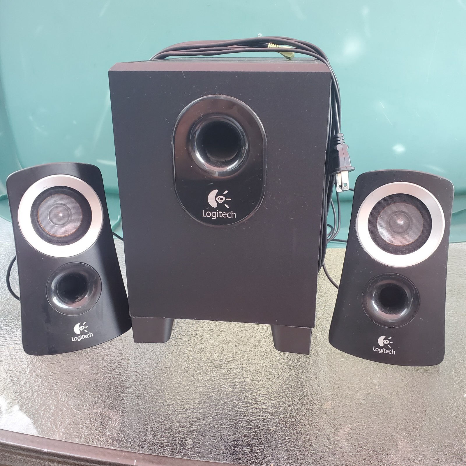 Genuine Logitech (Z313) Black Wired Speaker System With Subwoofer (S-00093) L4
