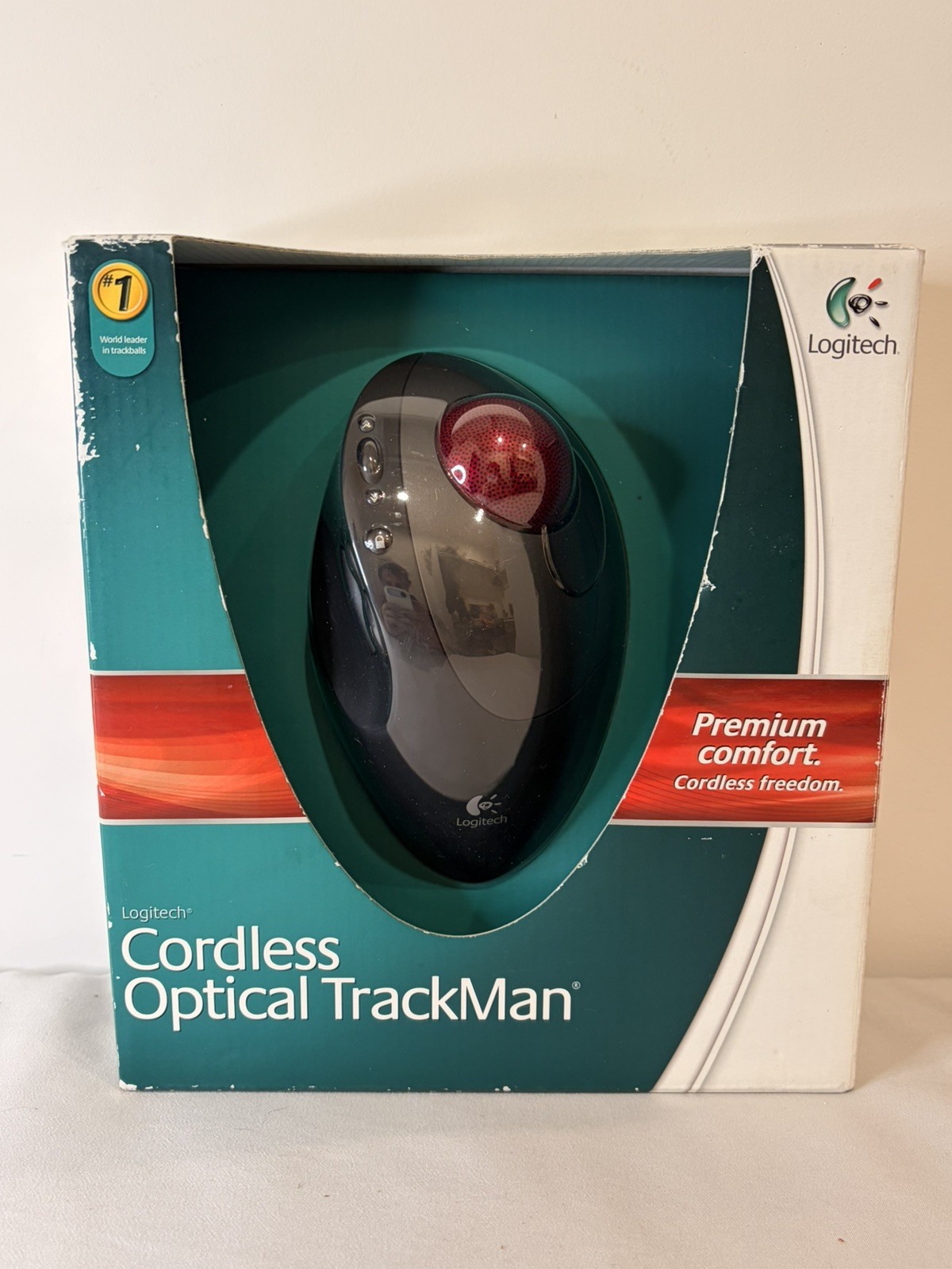 Logitech Wireless Cordless Optical TrackMan Trackball Mouse New Factory Sealed