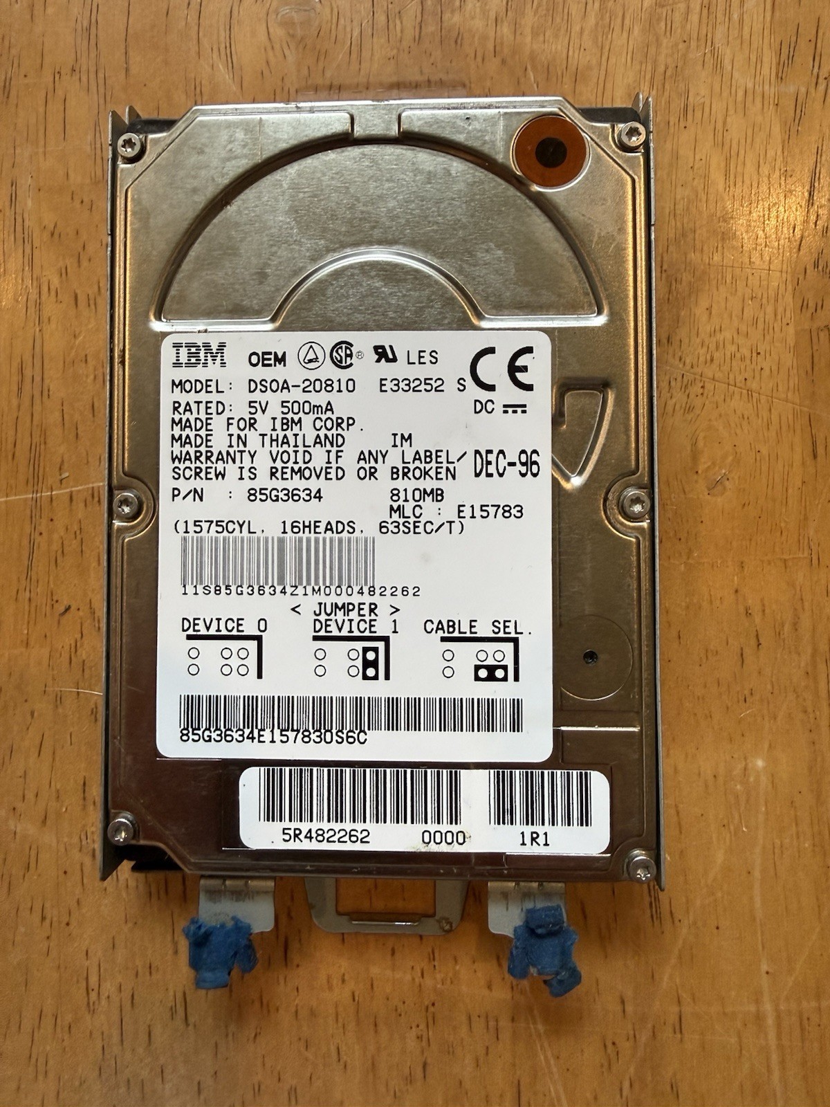 I IBM DSOA-20810 810MB 2.5” IDE Laptop Hard Drive 85G3634 Vintage Parts Repair