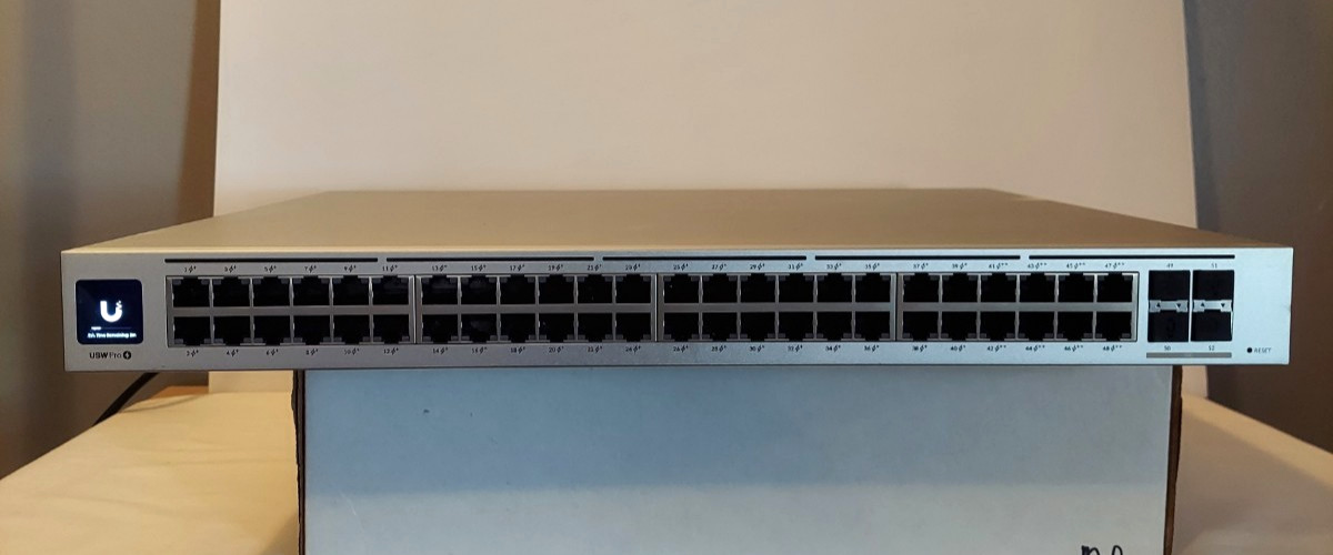 Ubiquiti UniFi Network Pro 48 PoE 48-Port Switch USW-Pro-48-PoE