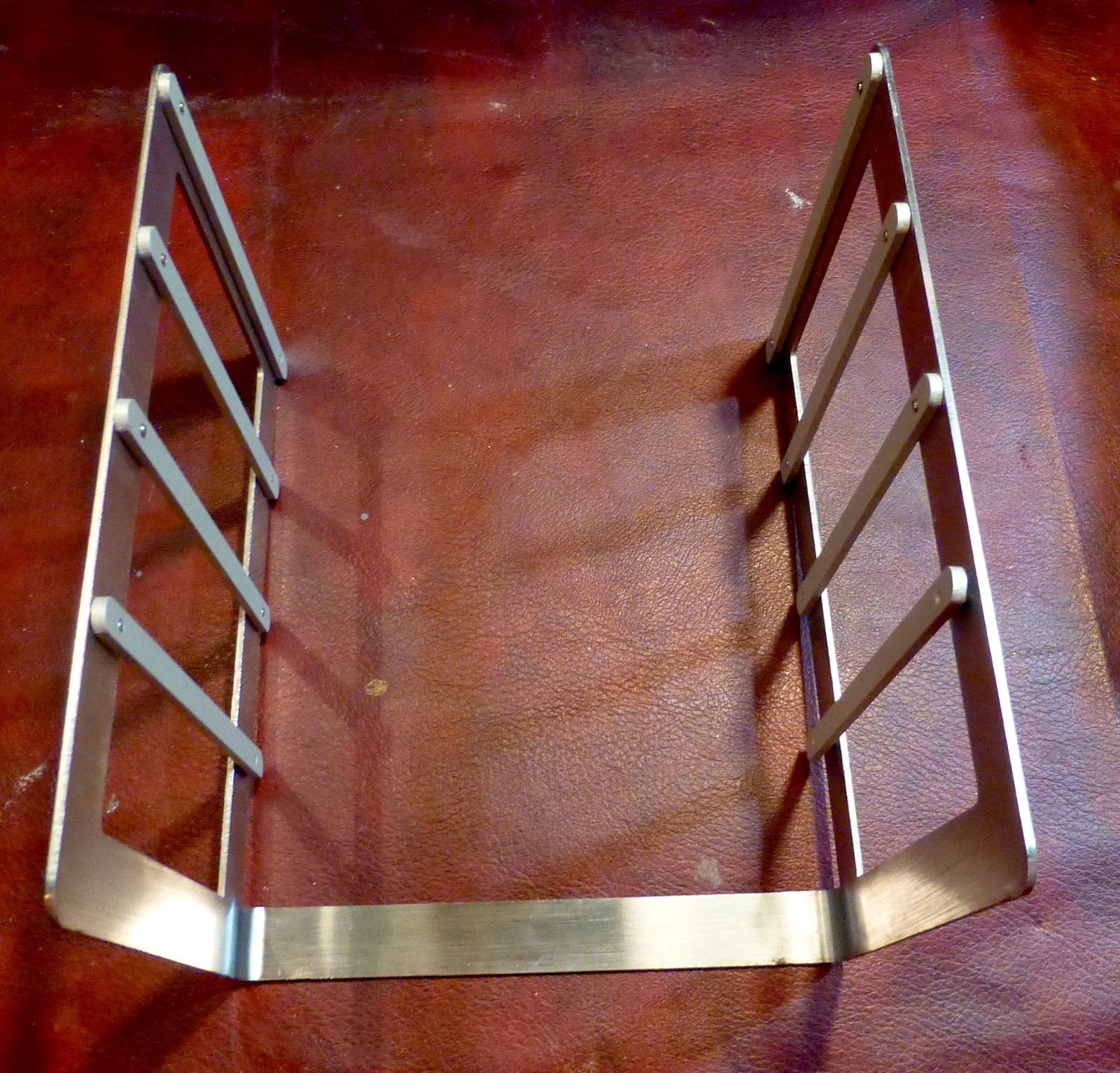 LACIE   d2 Desk  RACK   (rare) holds 4 hard drives