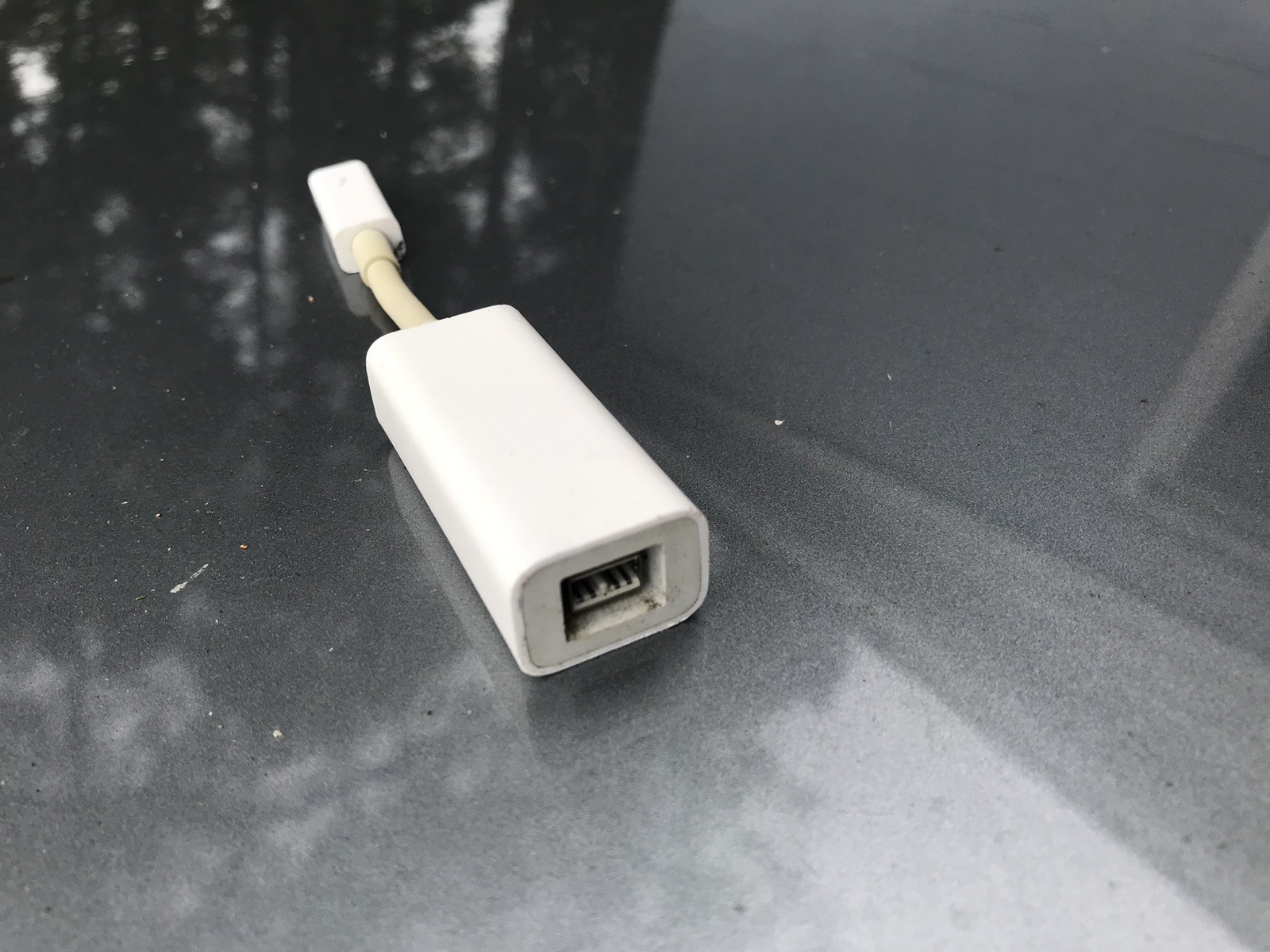 Apple A1463 Thunderbolt to FireWire Adapter Genuine Original 1394 FireWire 800