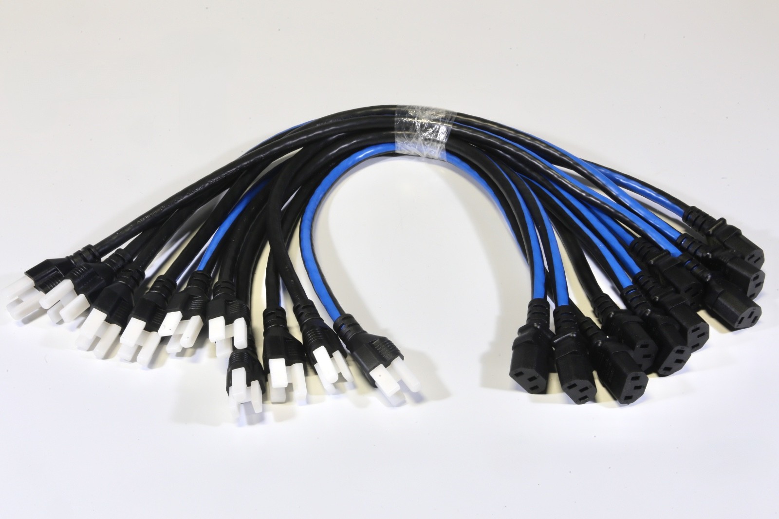Middle Atlantic IEC-24X10 IEC Power Cords (10 Count) NEW/OPEN BOX