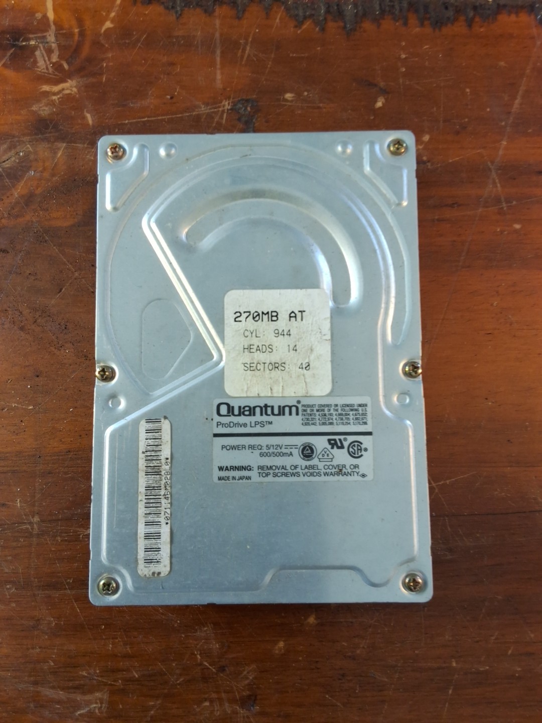 Quantum Pro Drive LPS 270AT 270MB IDE Hard Drive P/N: TB27A462