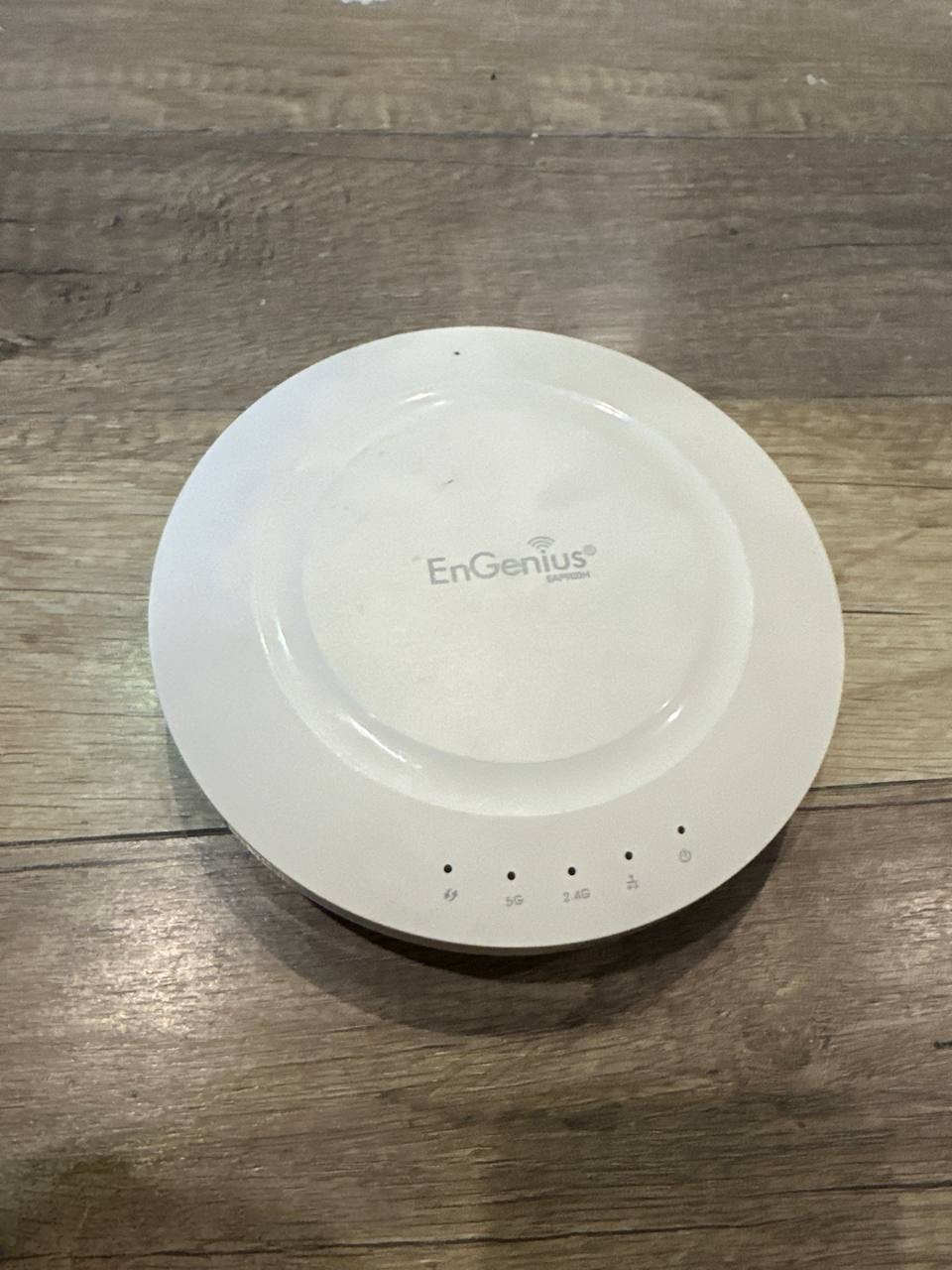 EnGenius EAP900H Dual Band N900 Indoor Ceiling Access Point PoE Gigabit