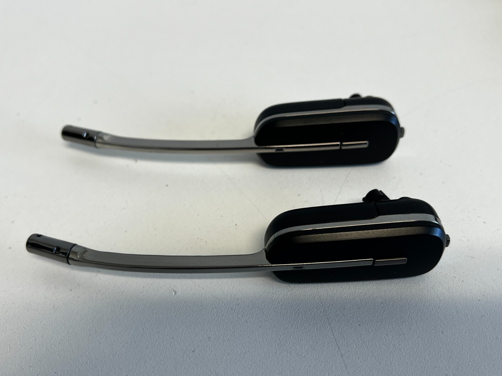 LL13:  Lot of 2 Plantronics Savi WH500 Wireless Headset Black