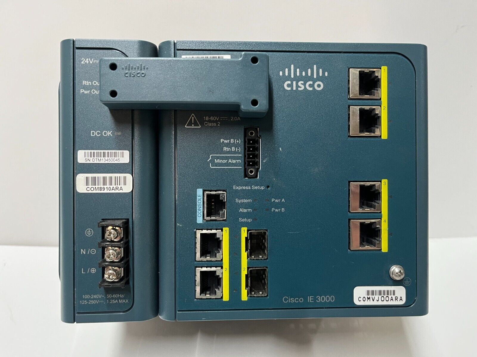 Cisco IE-3000-4TC Industrial Ethernet Series Switch with Expansion Power Module