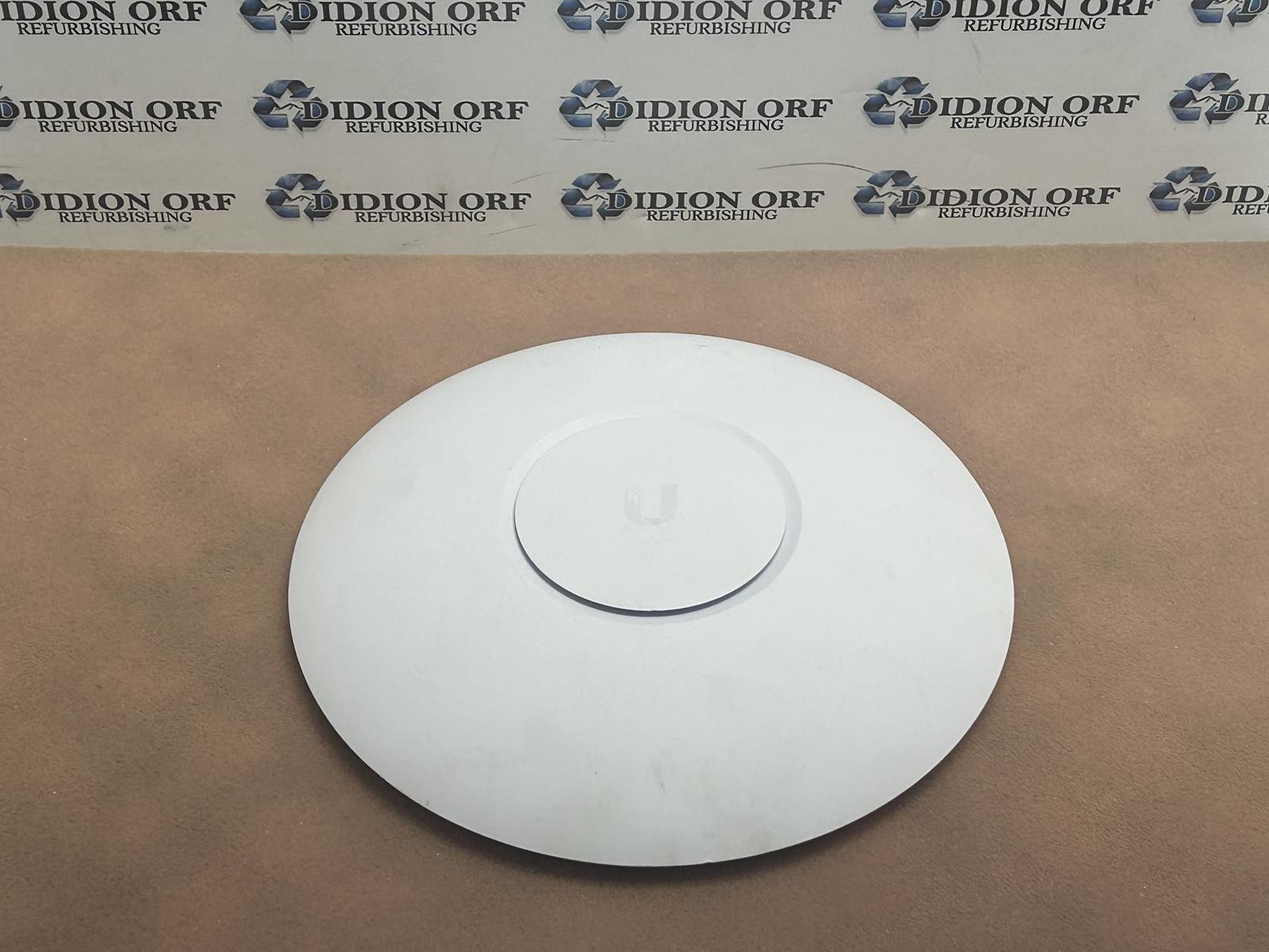 Ubiquiti Networks UAP-AC-PRO 1300Mbps 2.4/5GHz Wireless AP Grade B SKU 12222