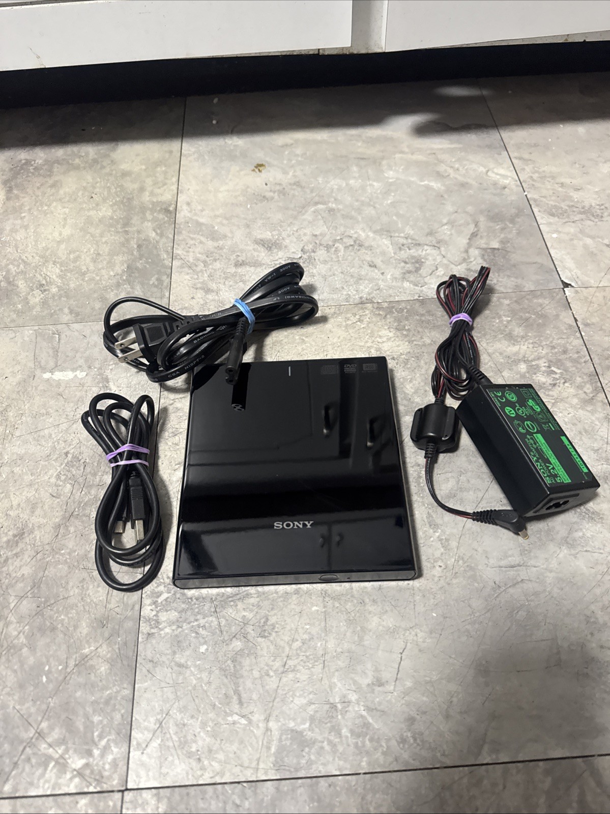 Sony sony drx-s77u External DVD CD Rewritable Drive USB Powered