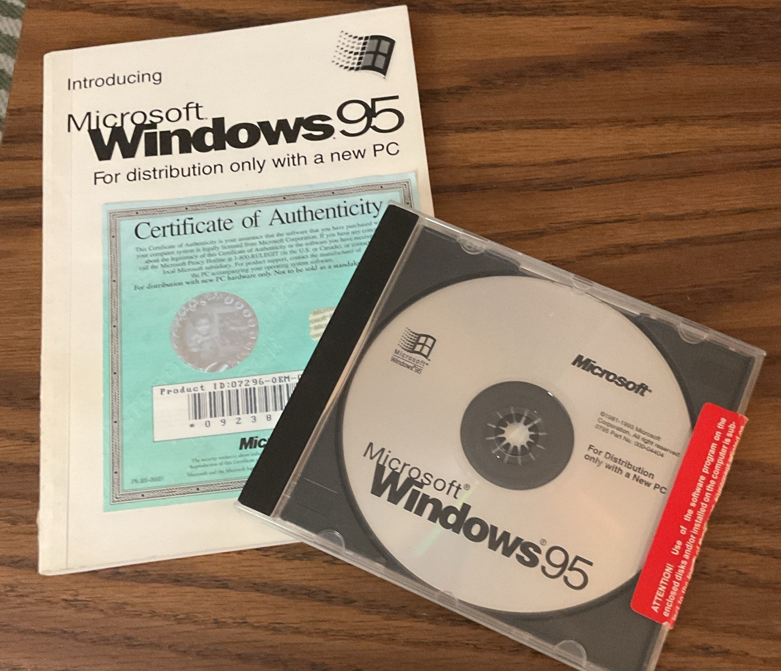 Microsoft Windows 95 CD/Certificate of Authenticity COA OEM MPN & Manual Vintage