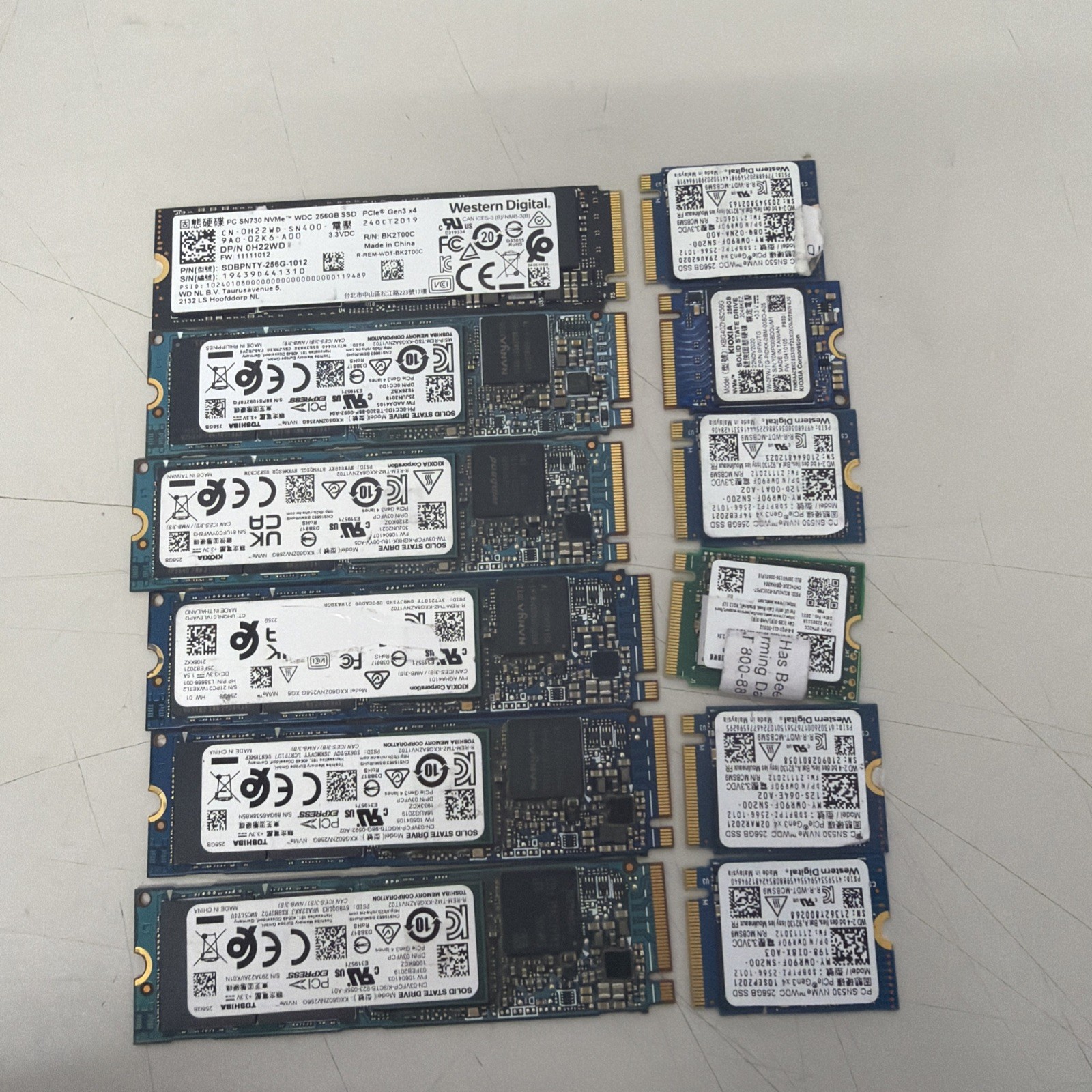 LOT OF 12x MIXED BRAND SSD 256 GB M.2 NVMe 2280  LAPTOPS Internal SSD Low Health
