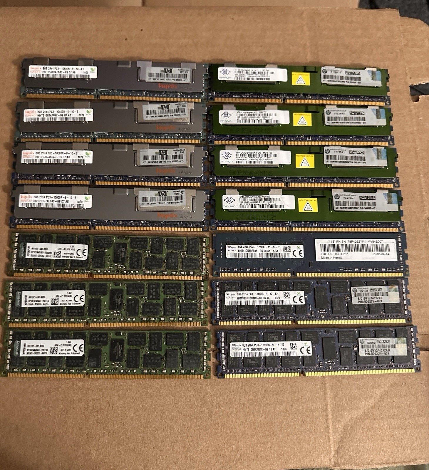 Lot Of  (14) Memory RAM Sticks 8GB DDR3