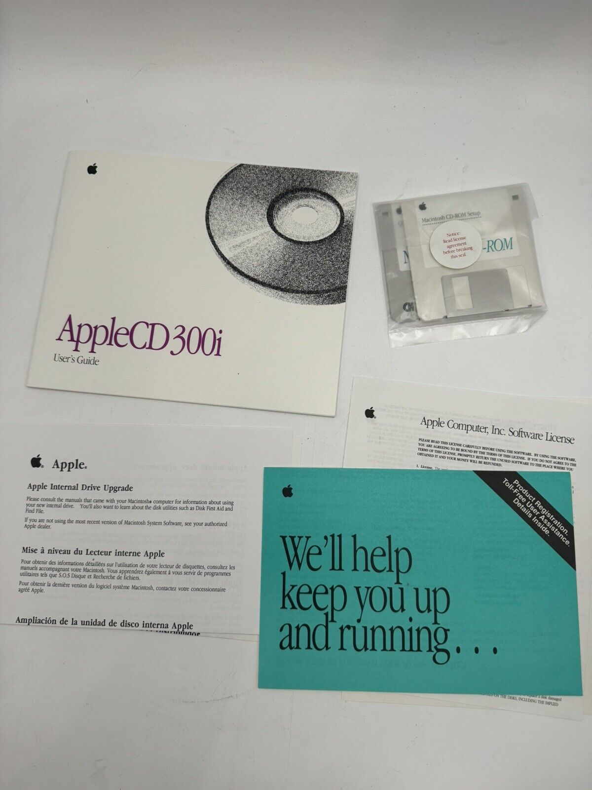 Vintage Apple AppleCD 300i User's Guide & Floppys