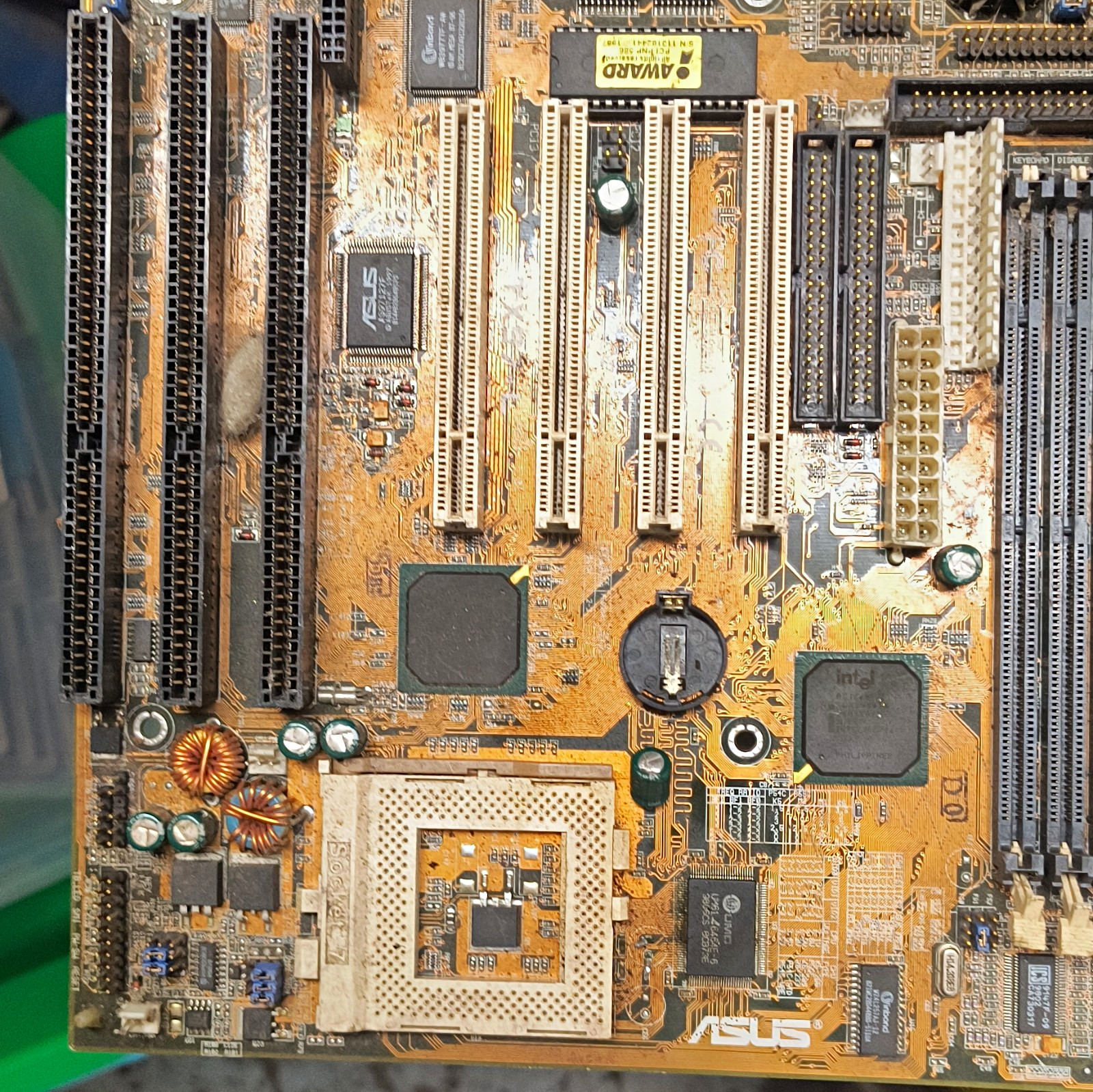 ASUS P5A-B ATX Socket 7 AMD Motherboard AGP PCI ISA SDR SDRAM IDE Audio As Is