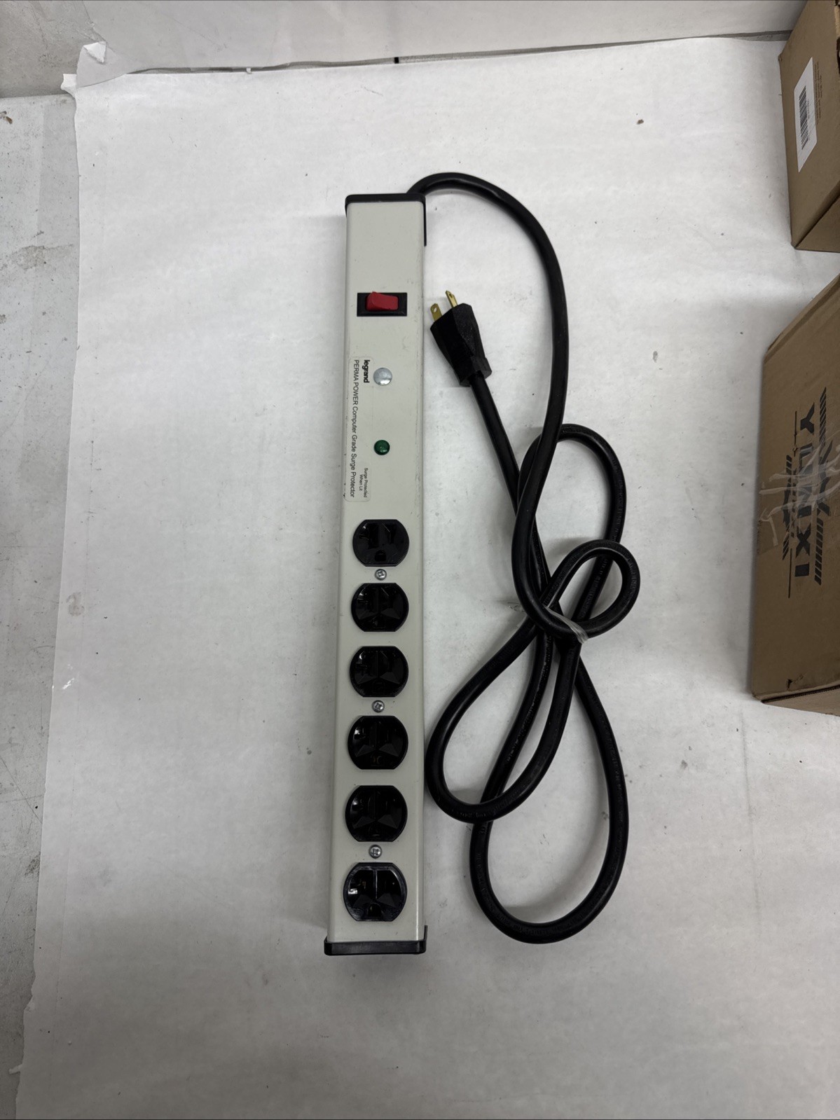 Legrand M5S Surge Protector, Premium Grade, Lighted Switch, 6 Outlets