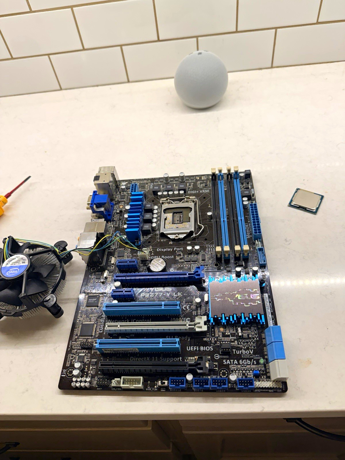 ASUS P8Z77-V LK ATX LGA 1155 Intel DDR3 4-Slot UEFI BIOS Motherboard