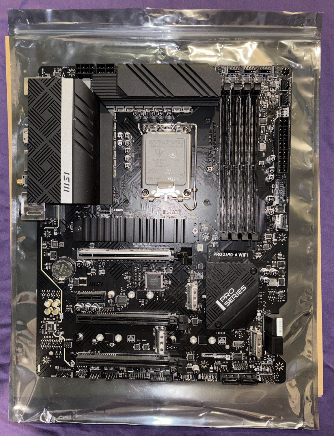 MSI PRO Z690-A ATX Motherboard LGA1700 DDR5 Intel Z690 Chipset