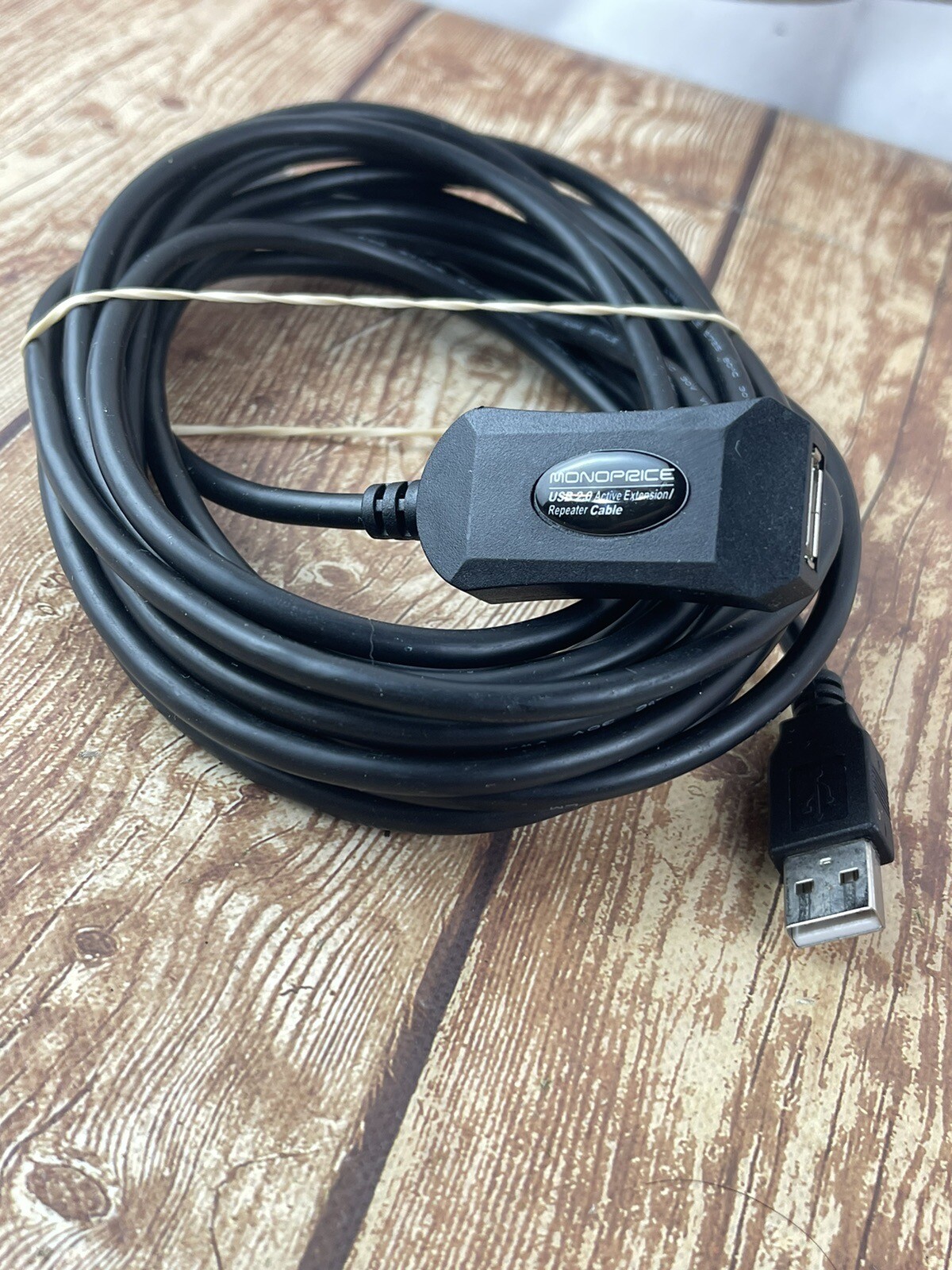 Monoprice MC-UEC5M2 USB 2.0 16ft Active Extension Cable