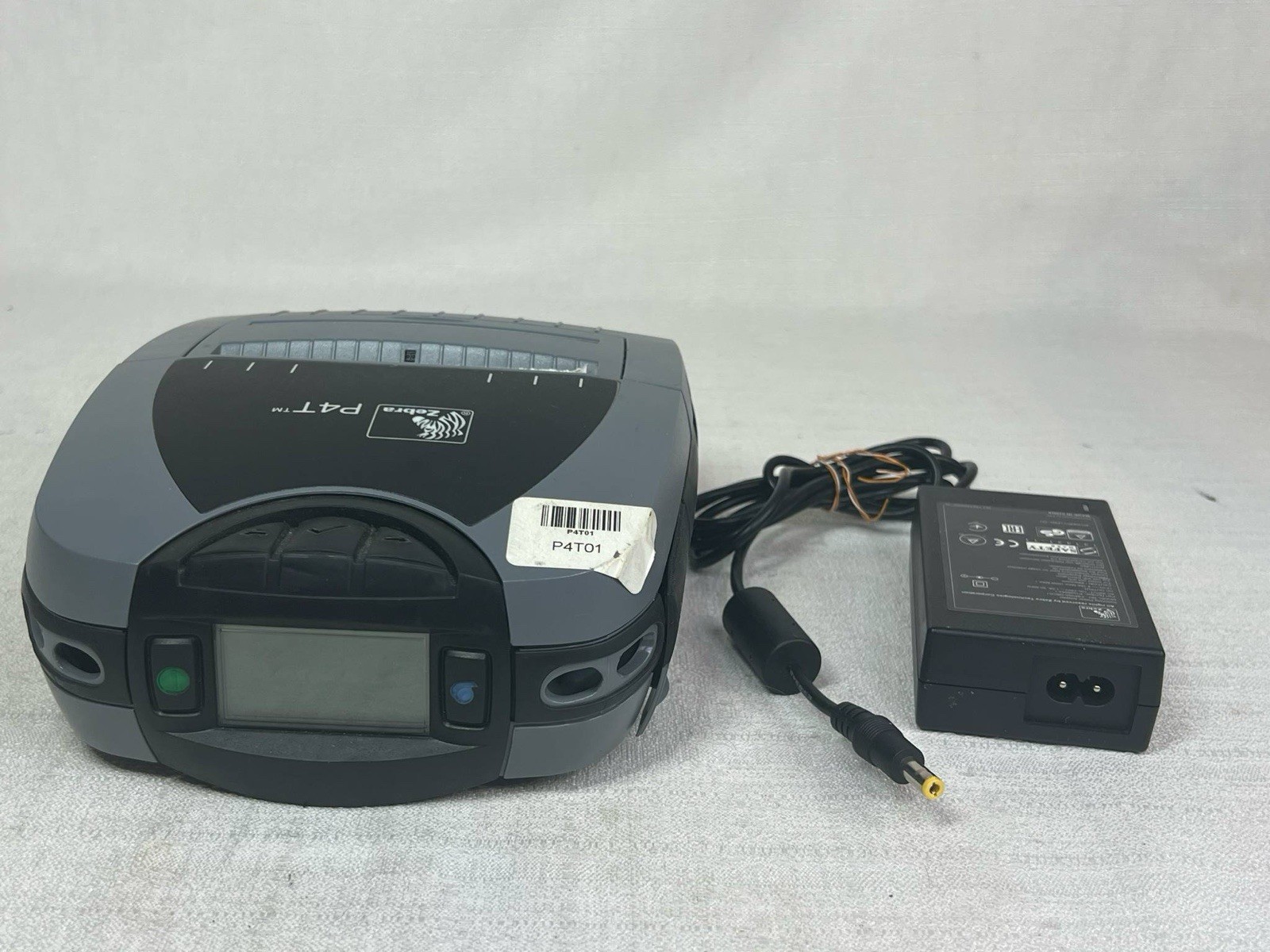 Zebra P4T Thermal Label Printer P4D-0UG00000-00 w/ Battery,  Adapter READ DESC