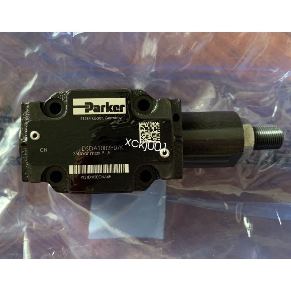 one NEW PARKER DSDA1002P07K VALVE FedEx or DHL