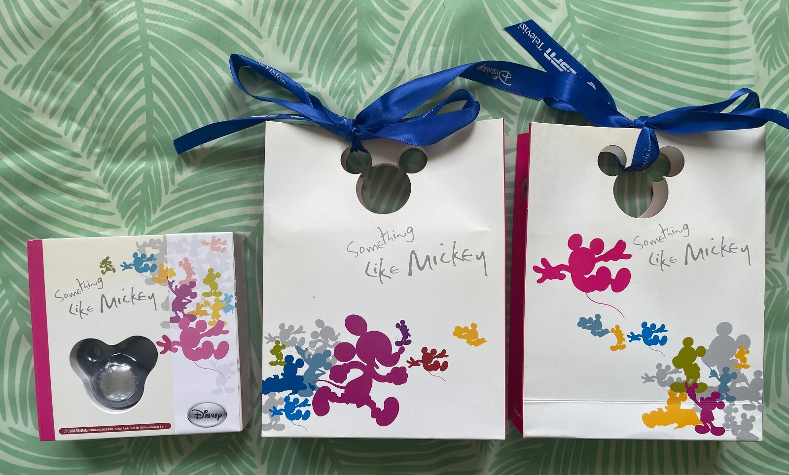 NEW IN BOX DISNEY Mickey Flash Drive RARE Collector's Item 3 Available MSRP $50