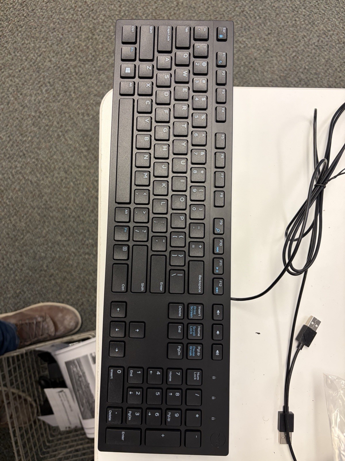 Dell KB216p Wired USB Standard Keyboard Black Plug & Play Quiet Keys Lot of 6