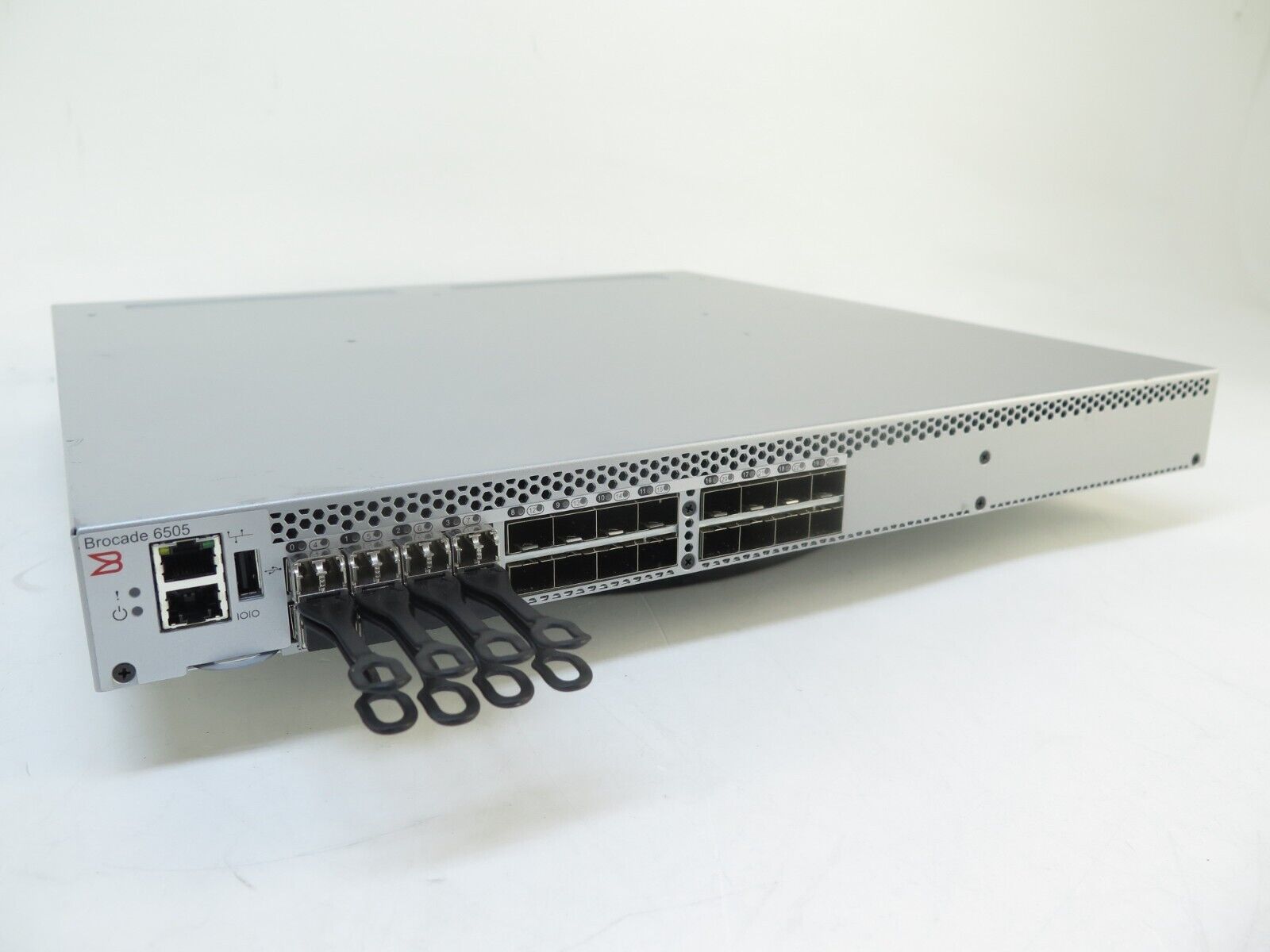 Brocade HD-6505-12-16G-0R with 12 ACTIVE Ports, 16Gbps Fibre Channel Switch