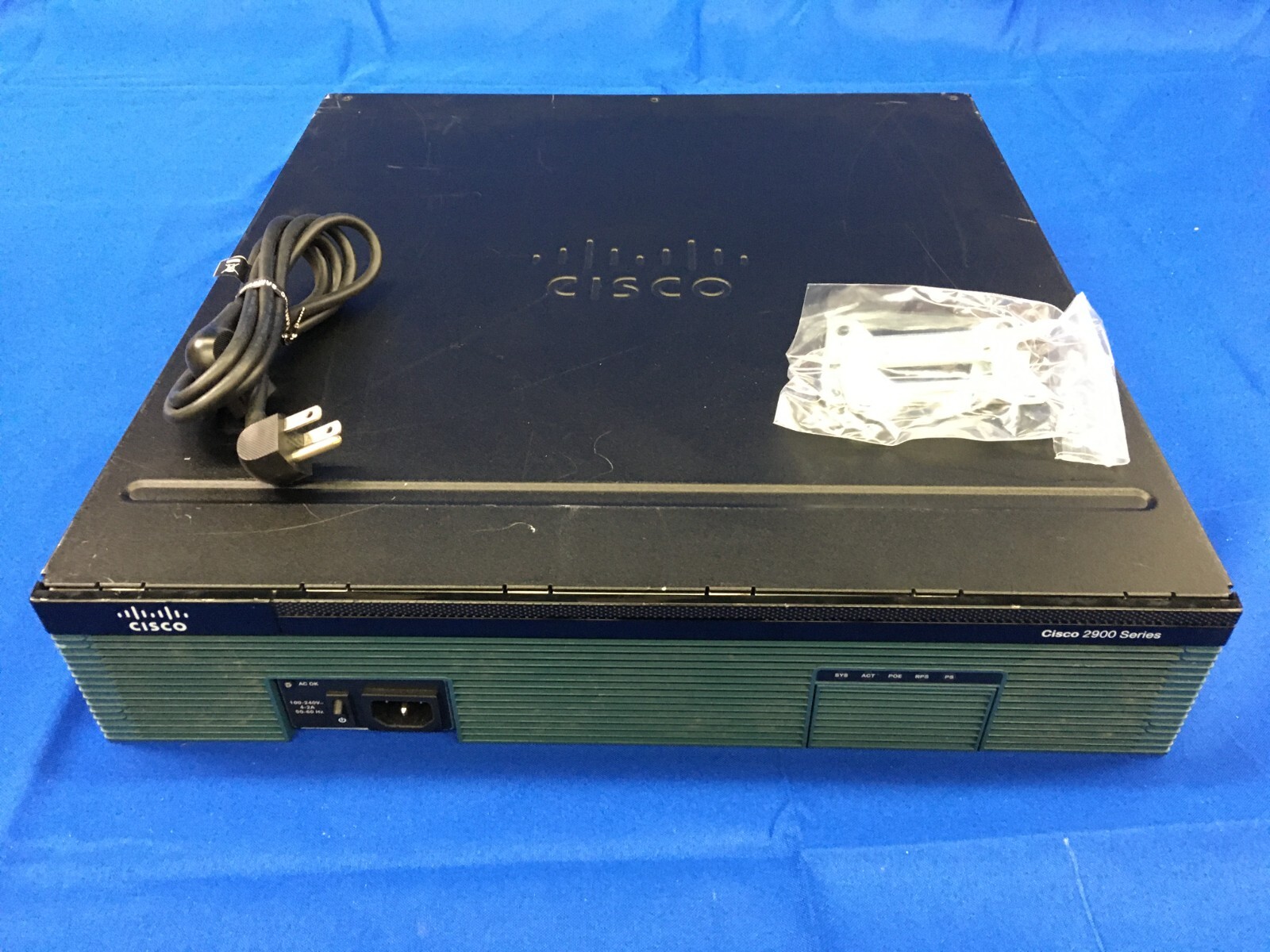 Cisco 2951 Integrated Services Router With Mounting Ears