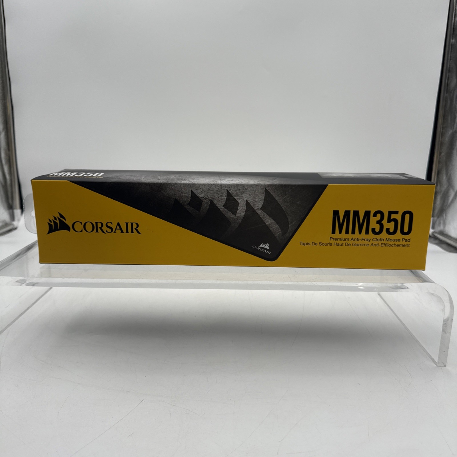 Corsair MM350 Premium Anti-Fray Cloth Gaming Mouse Pad - Sealed