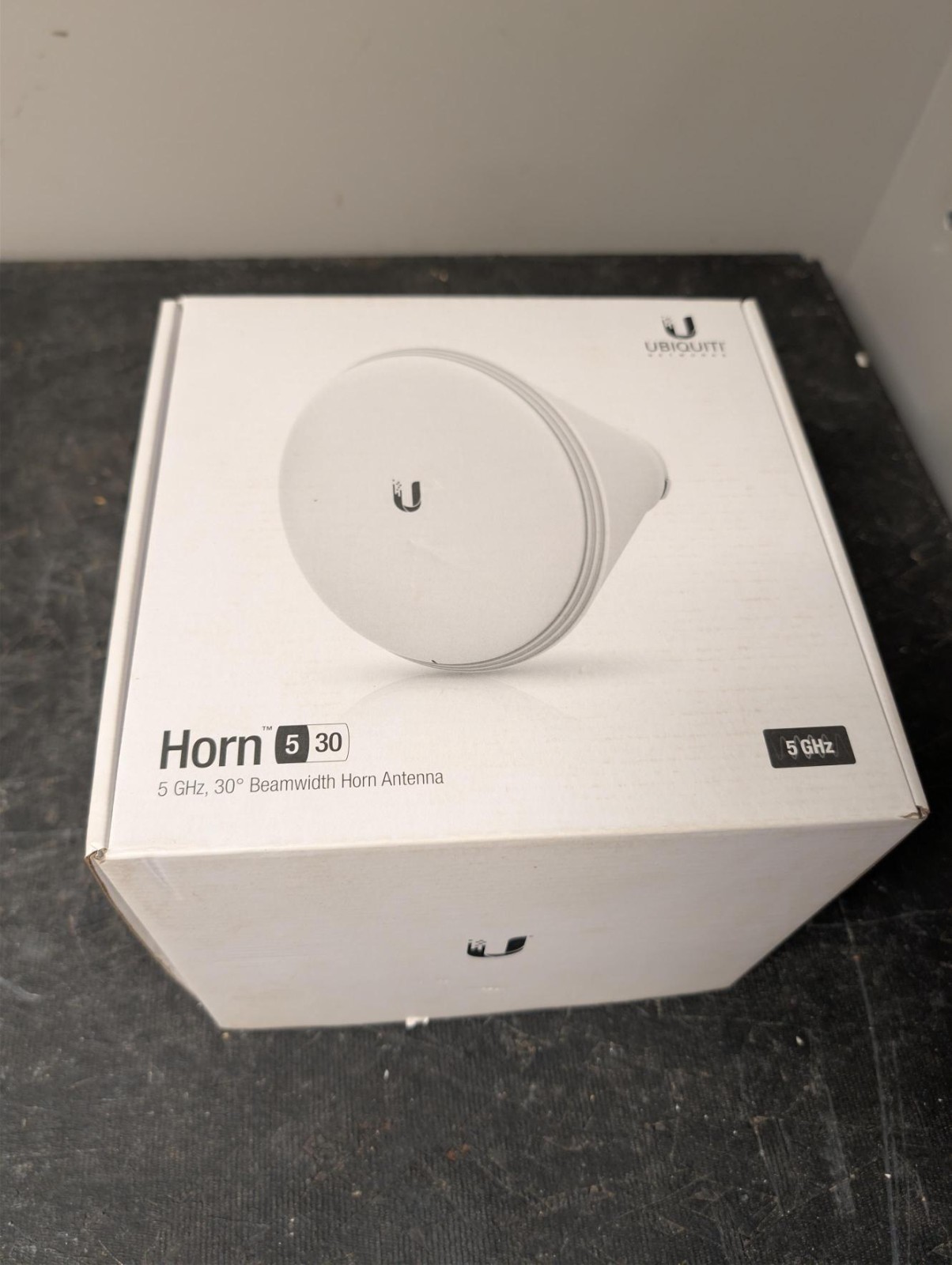 Ubiquiti Horn-5-30 5GHz Antenna – New/Open Box