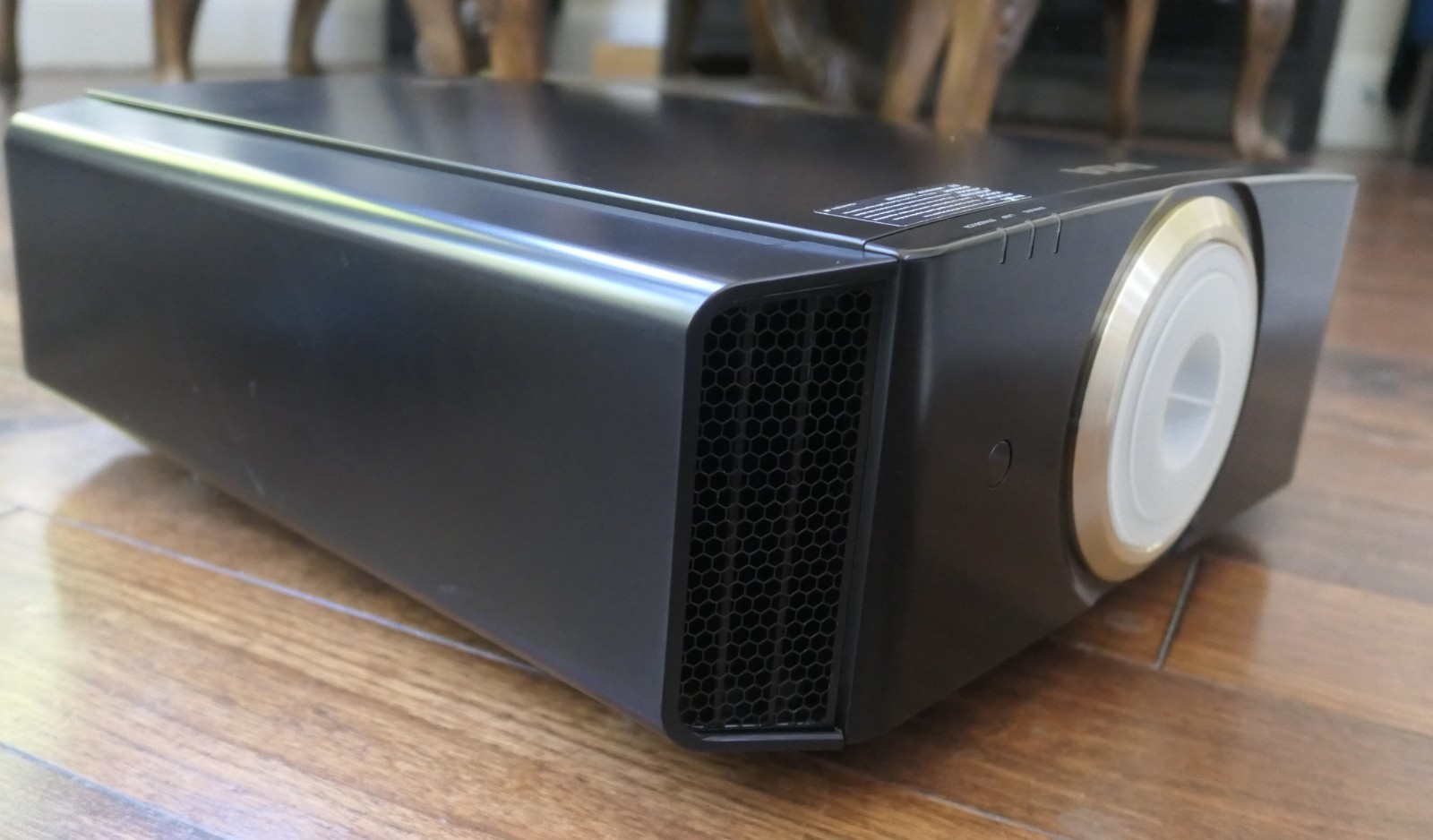 JVC Reference  Series DLA-RS46U Projector, Used