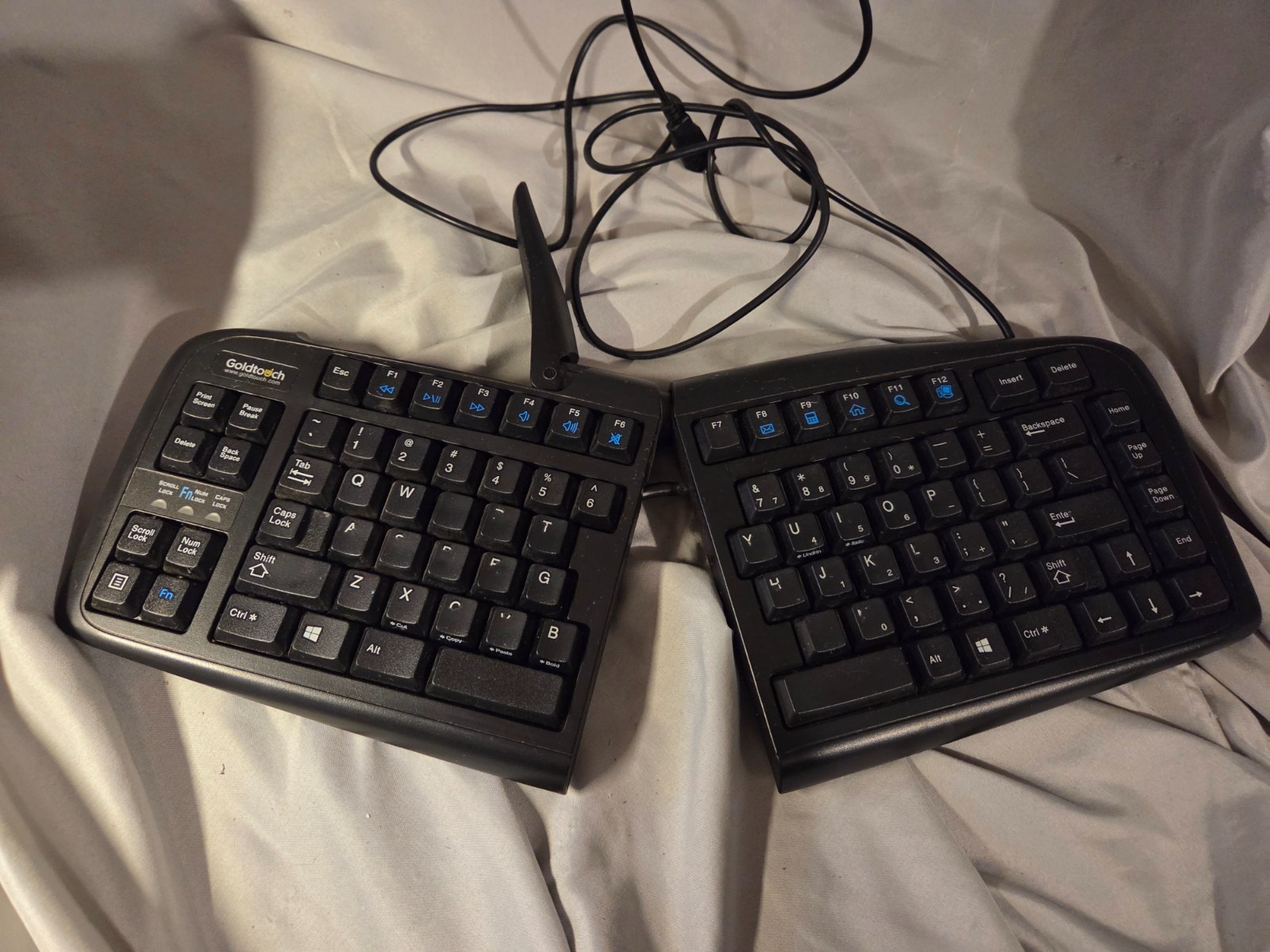 Ergonomic Split KEYBOARD Goldtouch V2 PC USB WIRED Black GTN-0099 SK-2730 Tested
