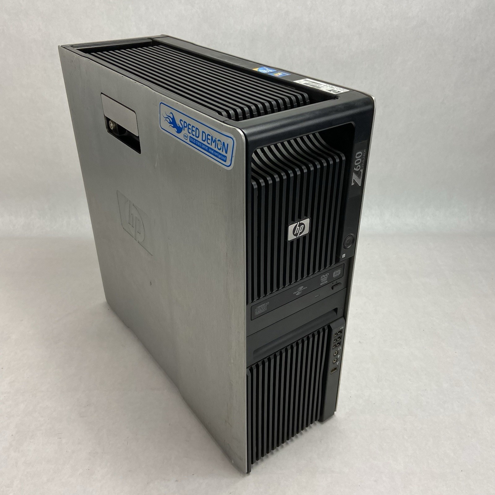 HP Z600 MT 2x Intel Xeon E5620 2.4GHz 4GB RAM Quadro 2000 No HDD No OS