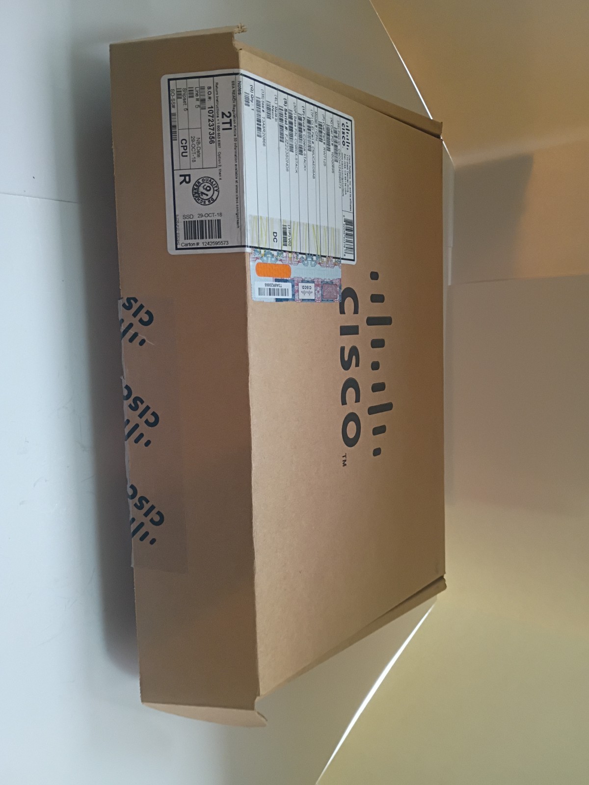 Cisco C2960X-STACK V02 FlexStack-Plus Module Bundle 3 Leoni Cables 3M 0.5M Box