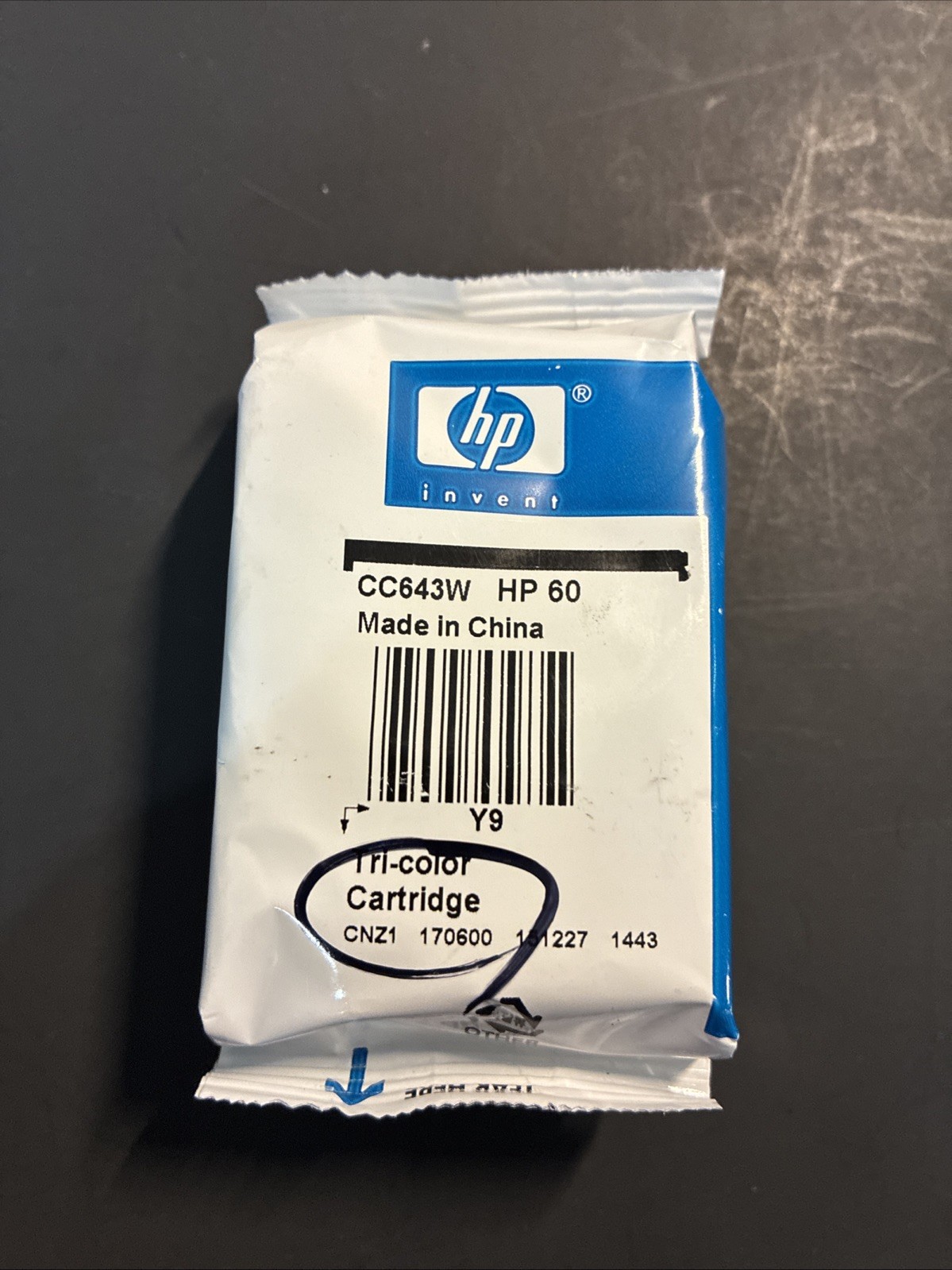 Genuine HP 60 CC643W Tri-Color Ink Cartridge No Box Not Sure Of Expiration 